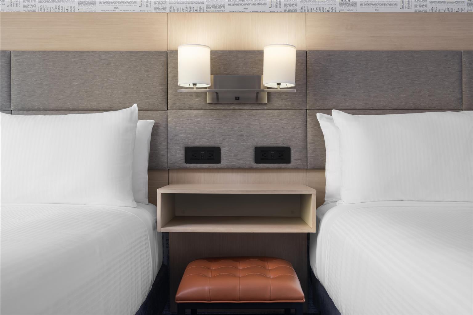 Aiden by Best Western Berkeley Image