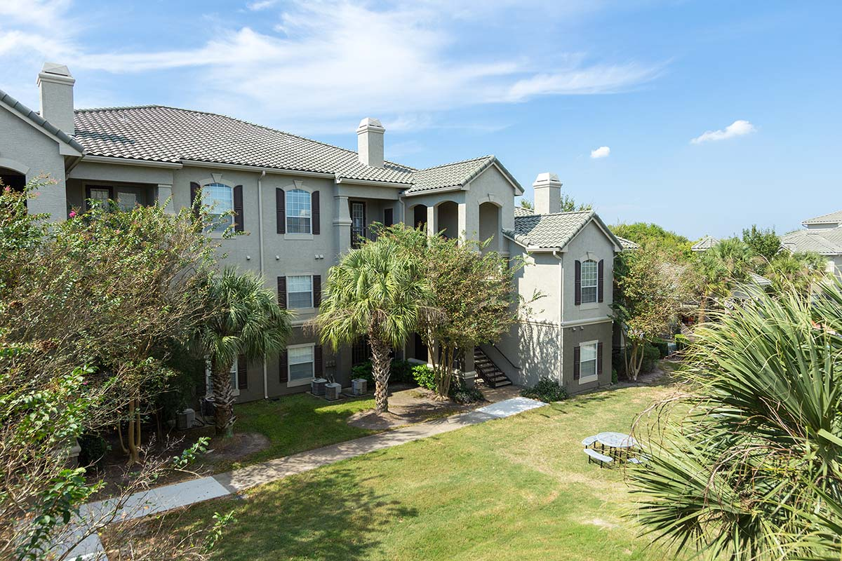 Fairways at South Shore Apartments Photo