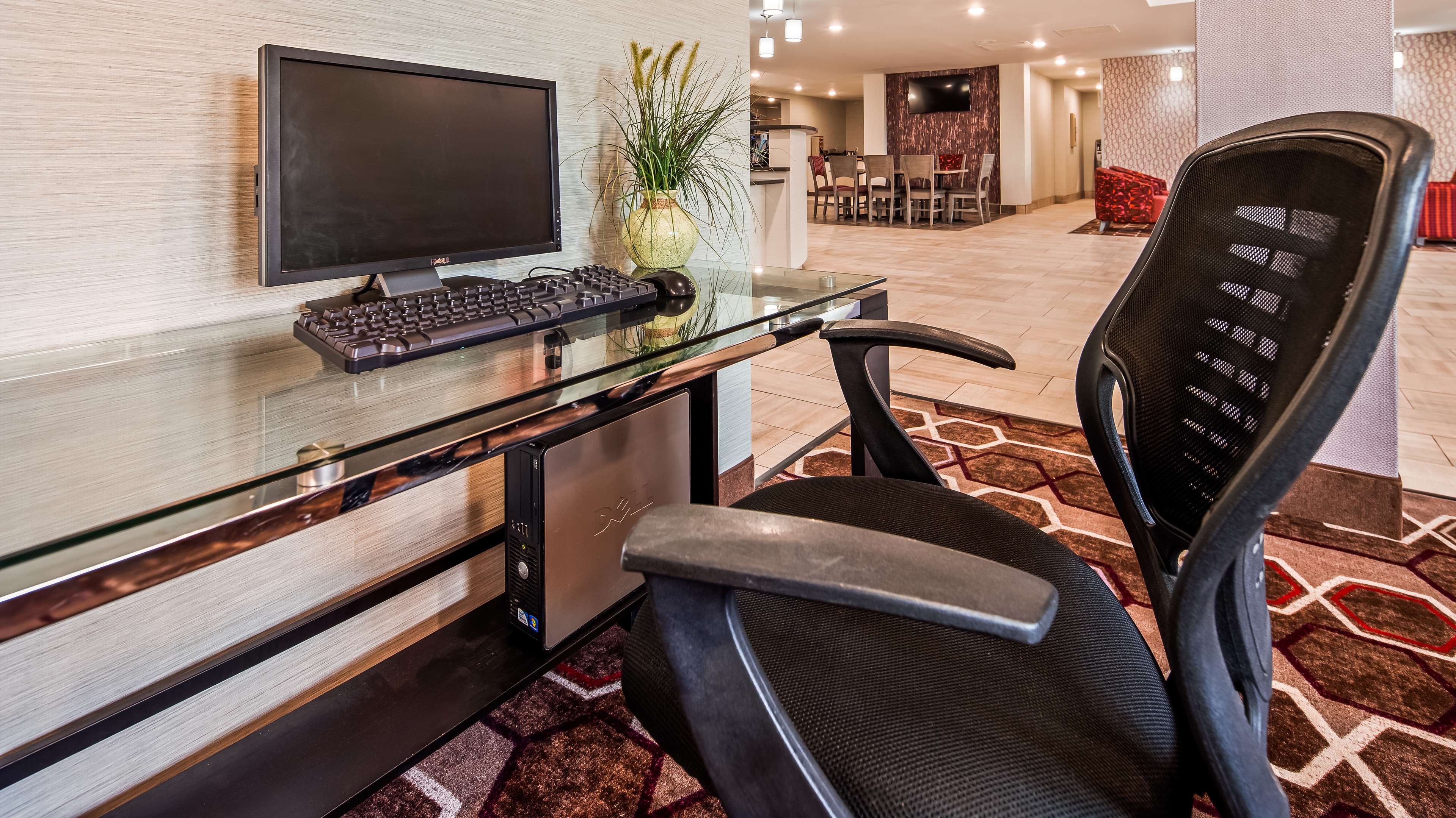 SureStay Plus Hotel by Best Western Kansas City Airport Photo