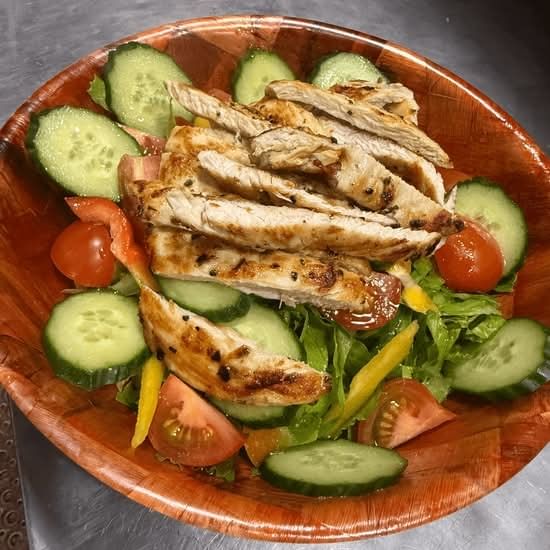 Half Tray Garden Salad with Grilled Chicken