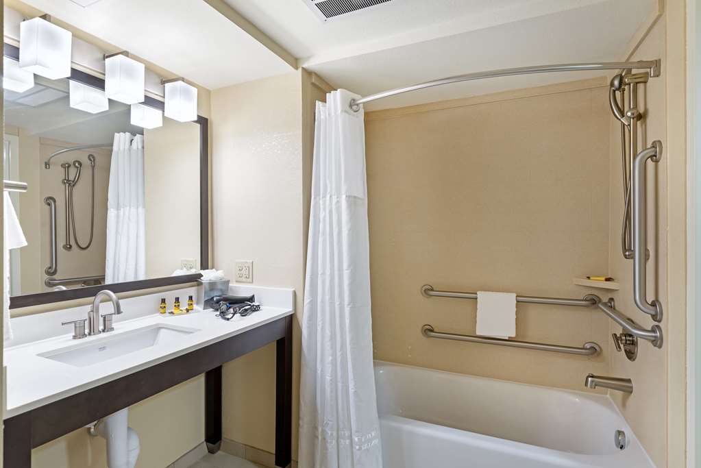 Best Western Plus Thornburg Inn & Suites Image