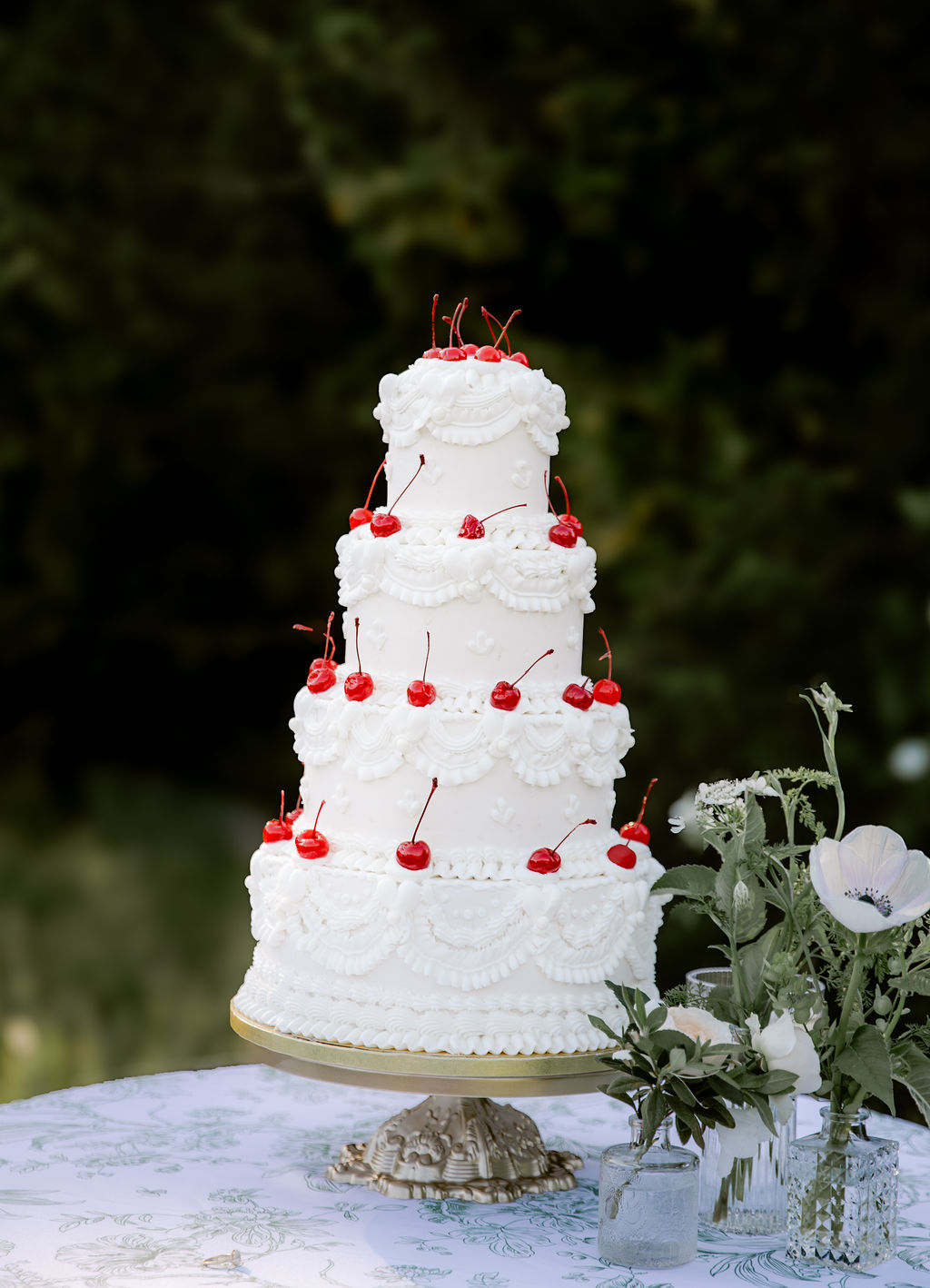 Artful Cakery by Julie