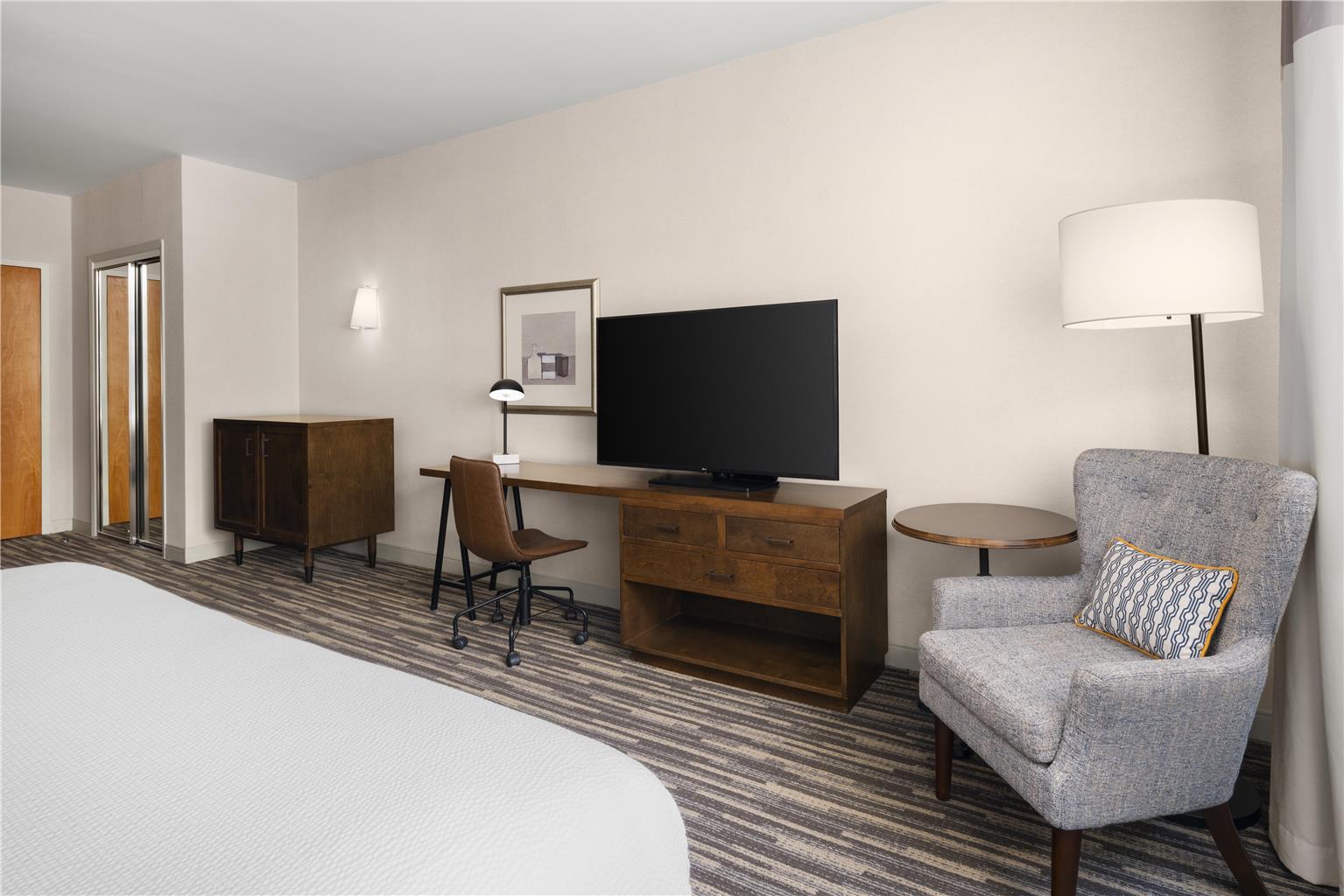 Best Western Premier Plainview-Long Island Hotel Image
