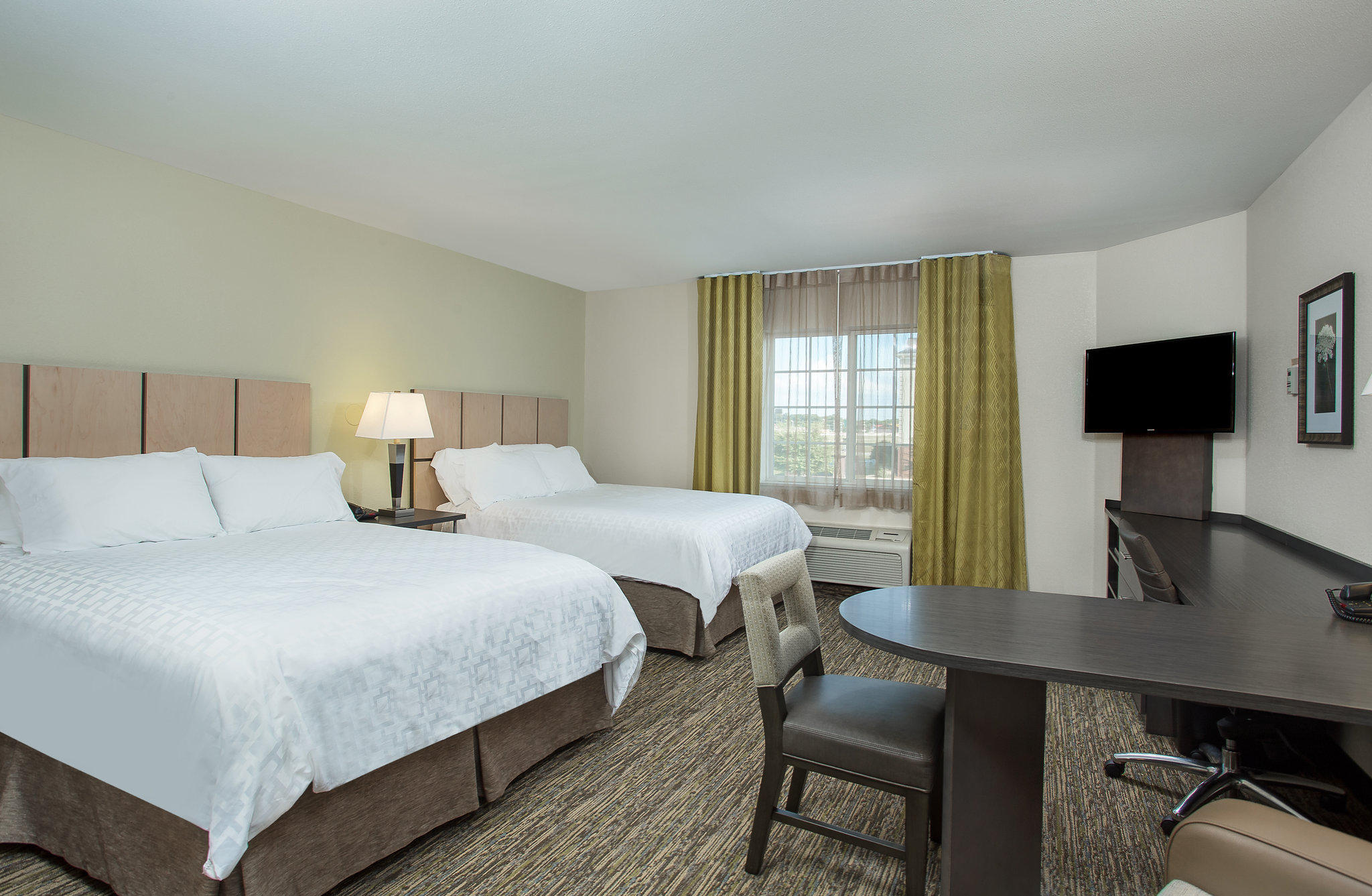 Candlewood Suites Bowling Green Photo