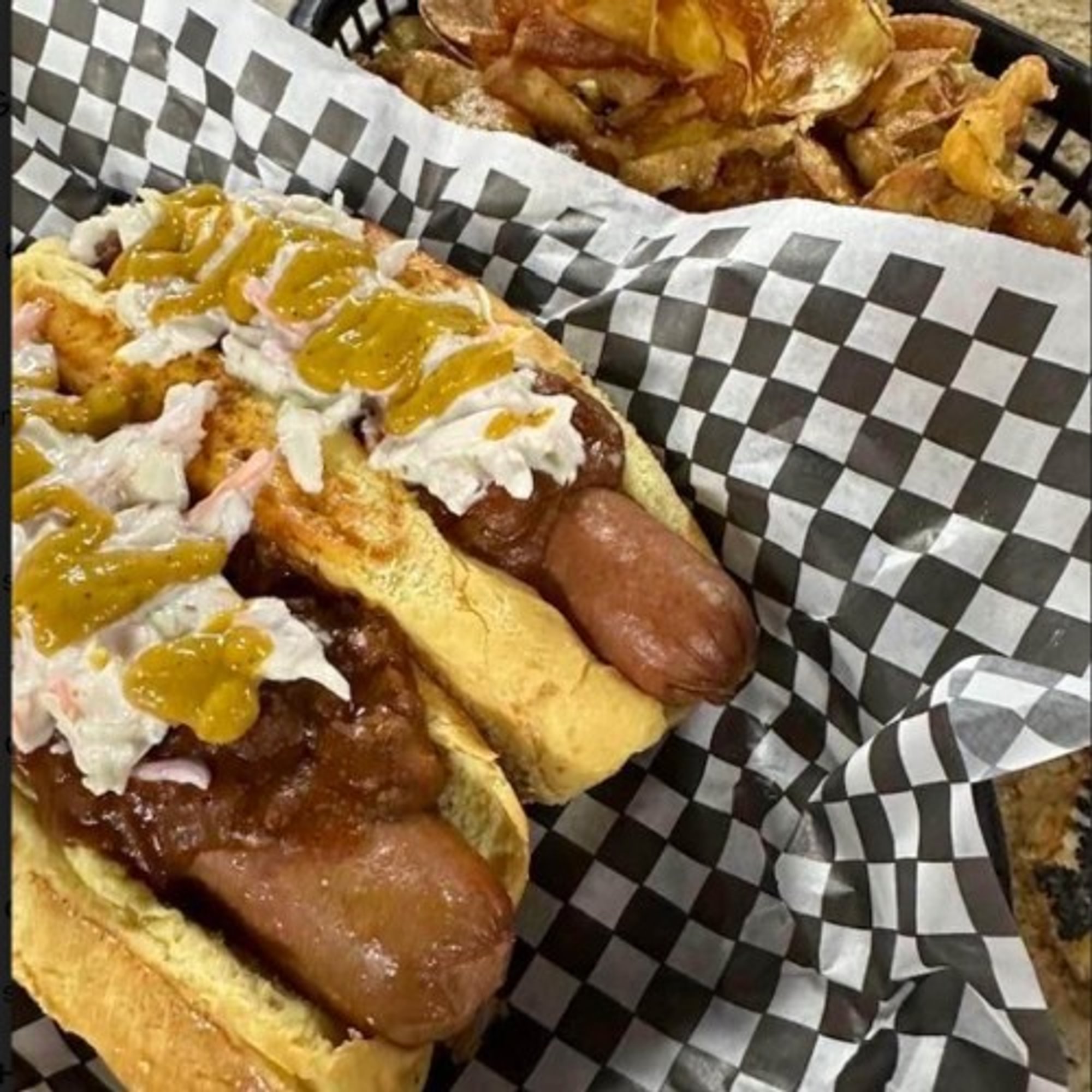 KIDS CHILI DOG