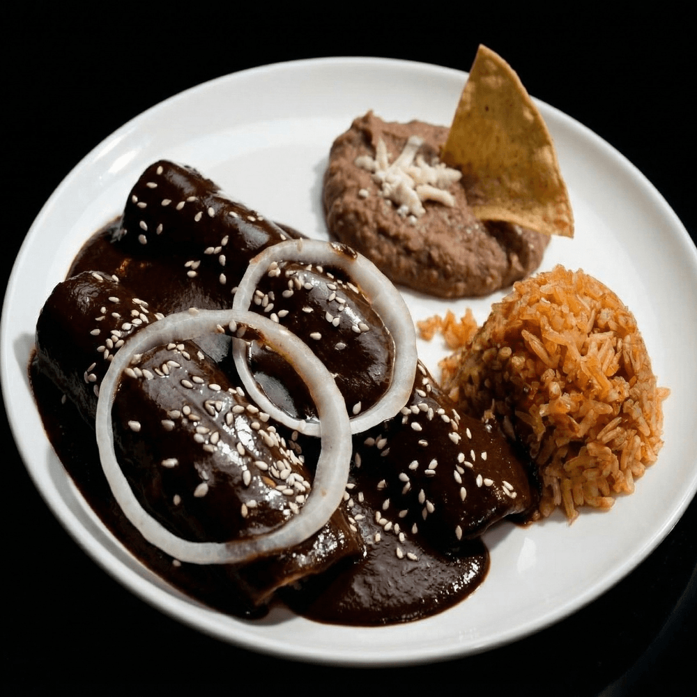 Enchiladas De Mole