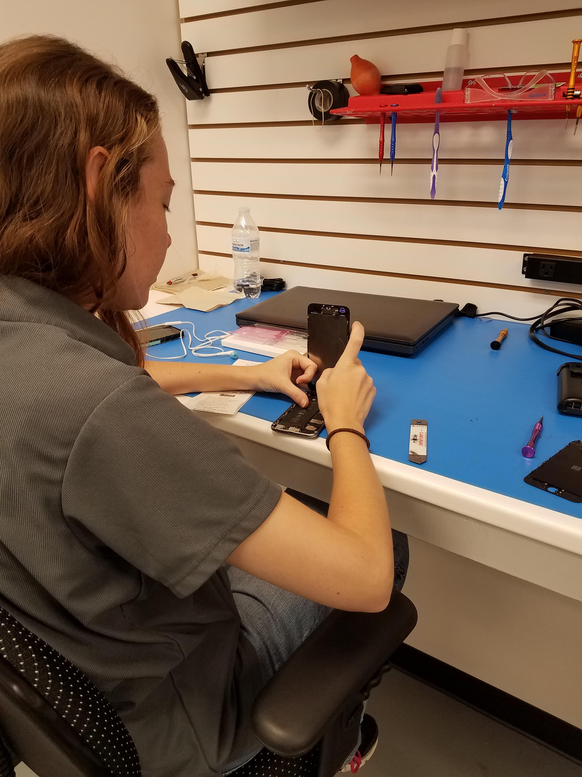 iphone repair matthews nc