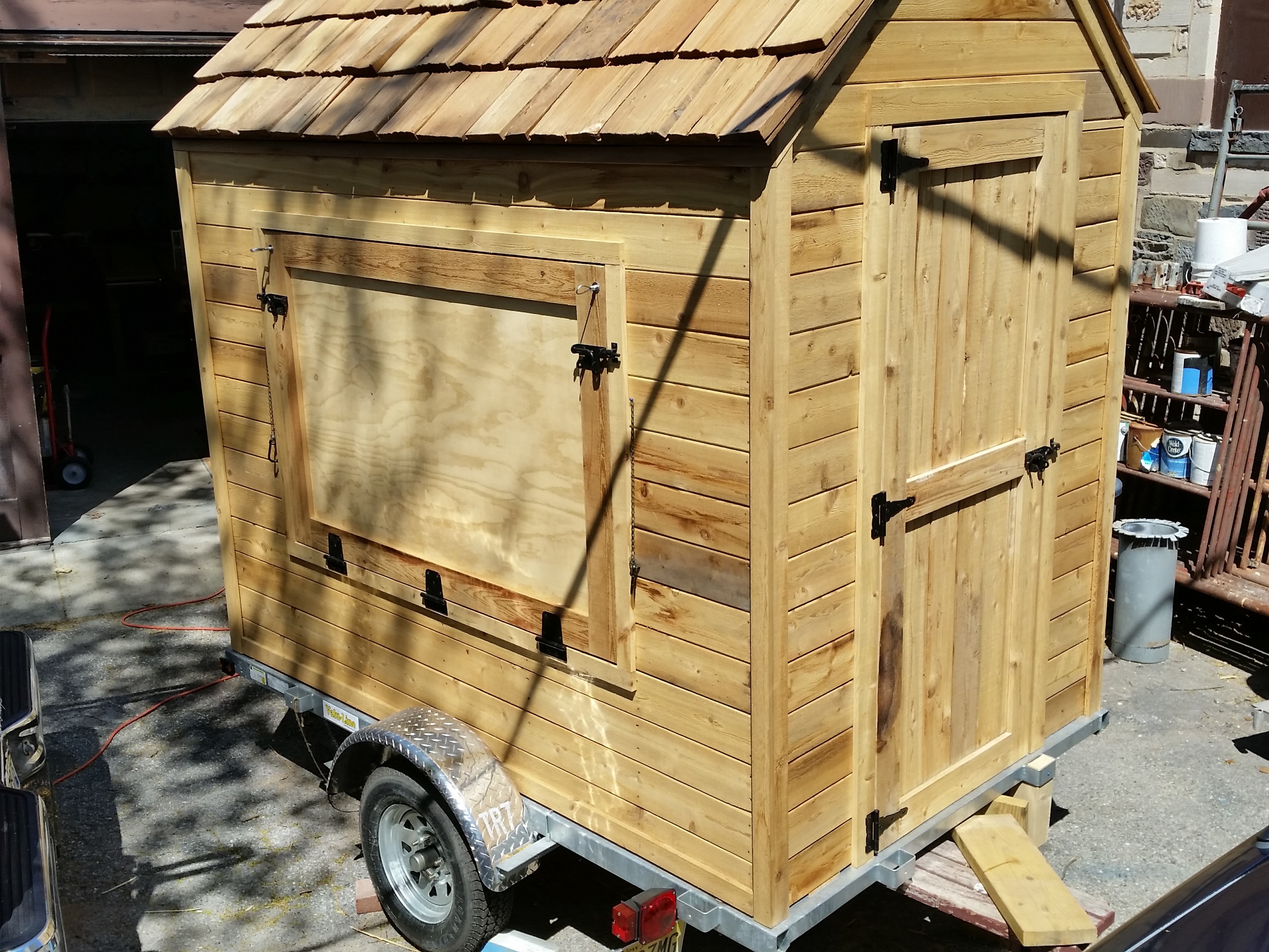 Working together with the Professional Woodworkers Guild of New Jersey we constructed a traveling farm stand for the Montclair Farm Program part of Rutgers 4H program