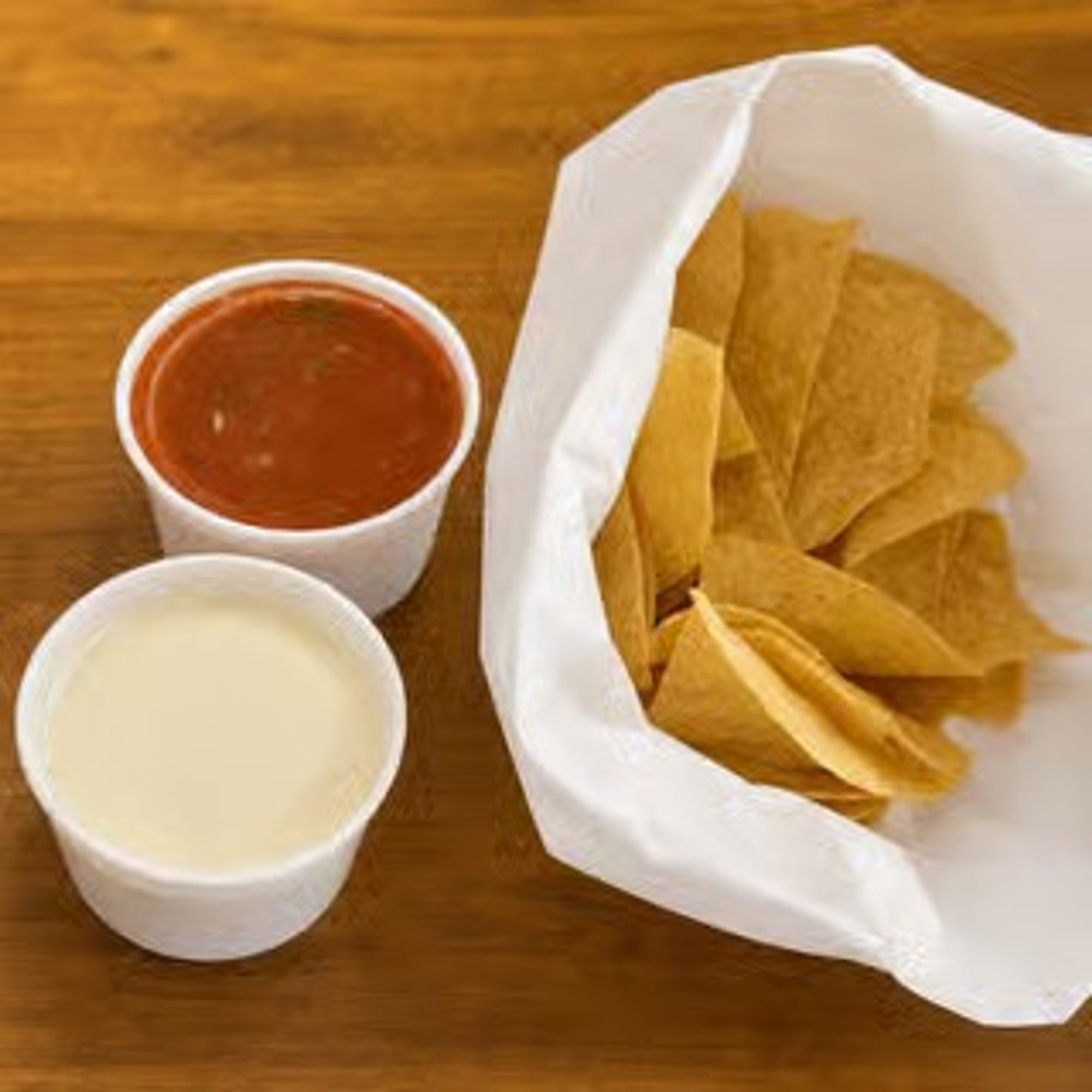 Cheese Dip & Chips