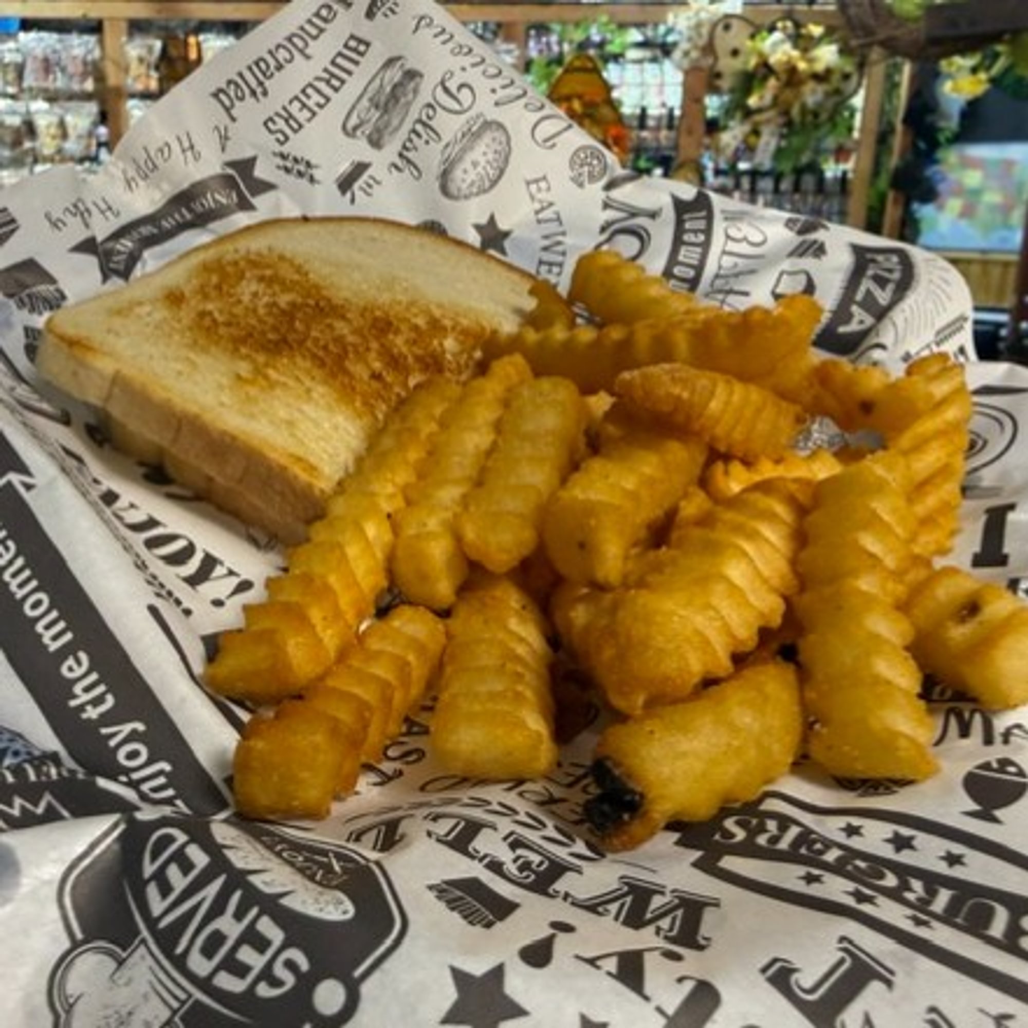 Kids Grilled Cheese & Fries