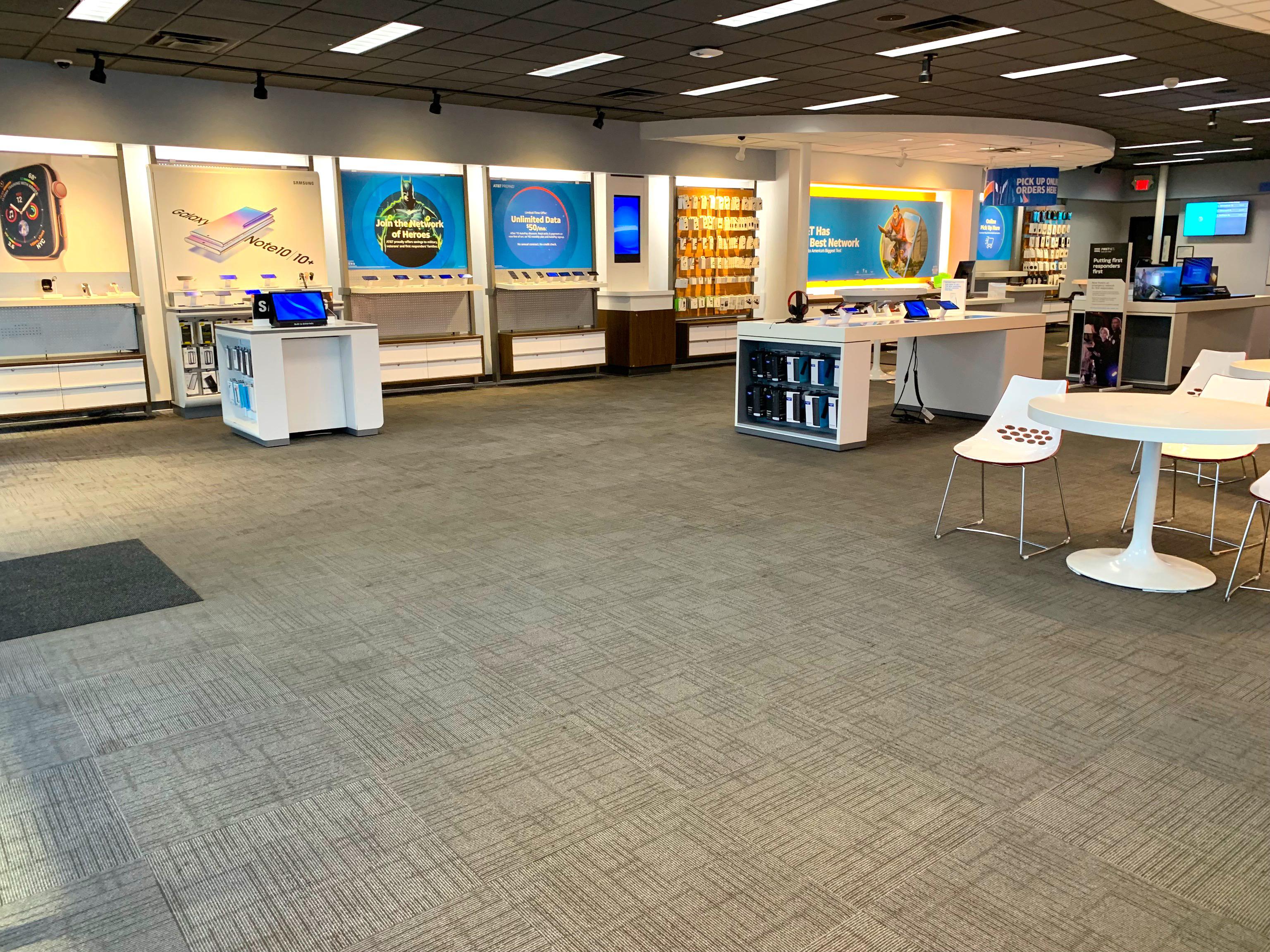 AT&T Store Photo