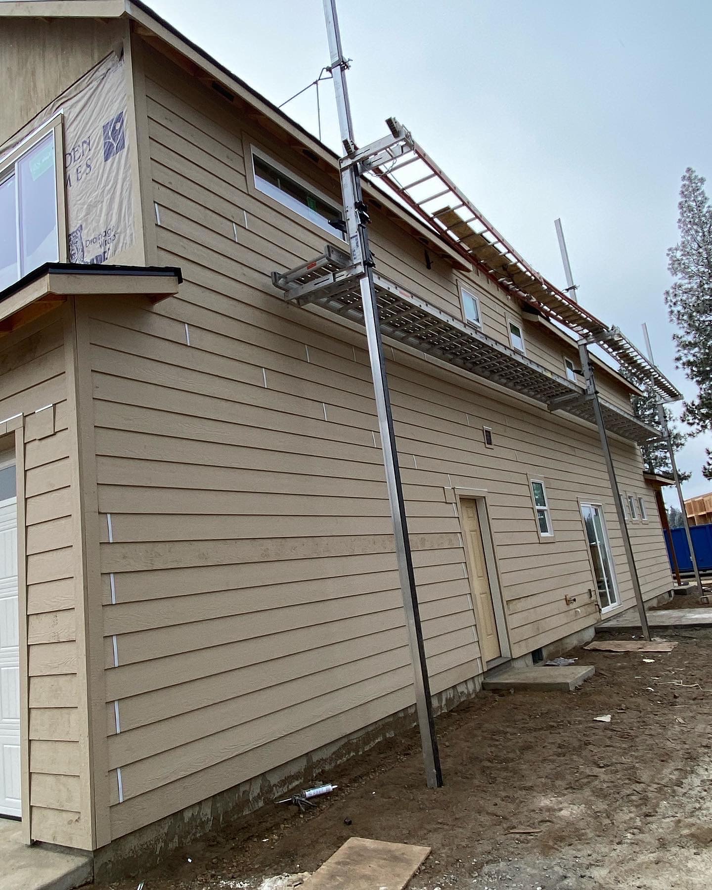 Elmer Tobias Construction Image