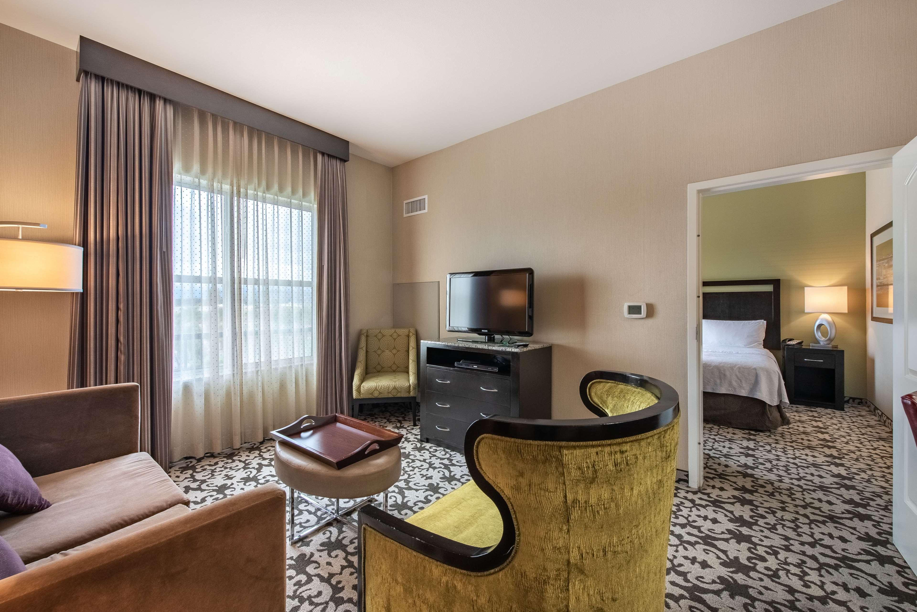 Guest room