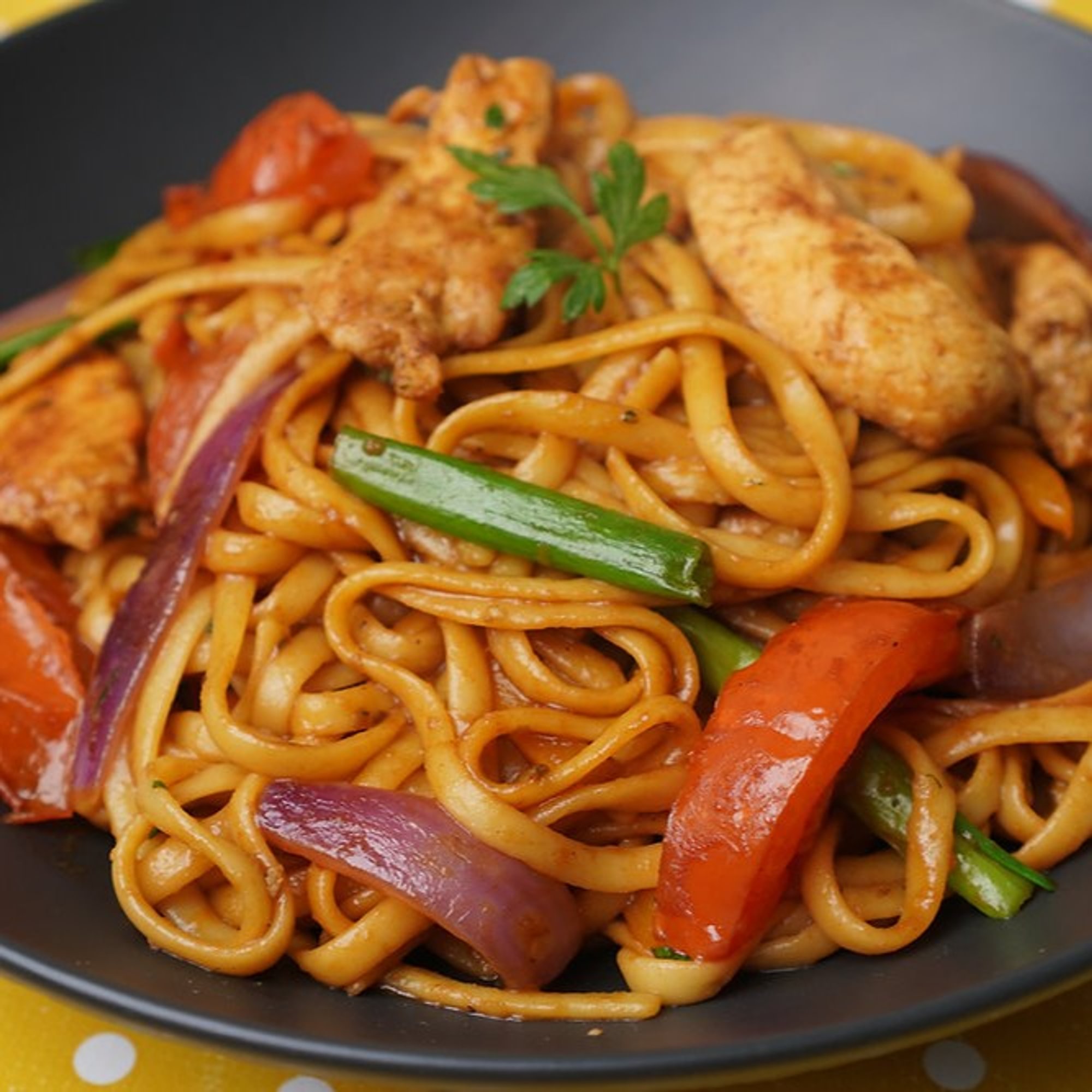 Tallarin Saltado Chicken