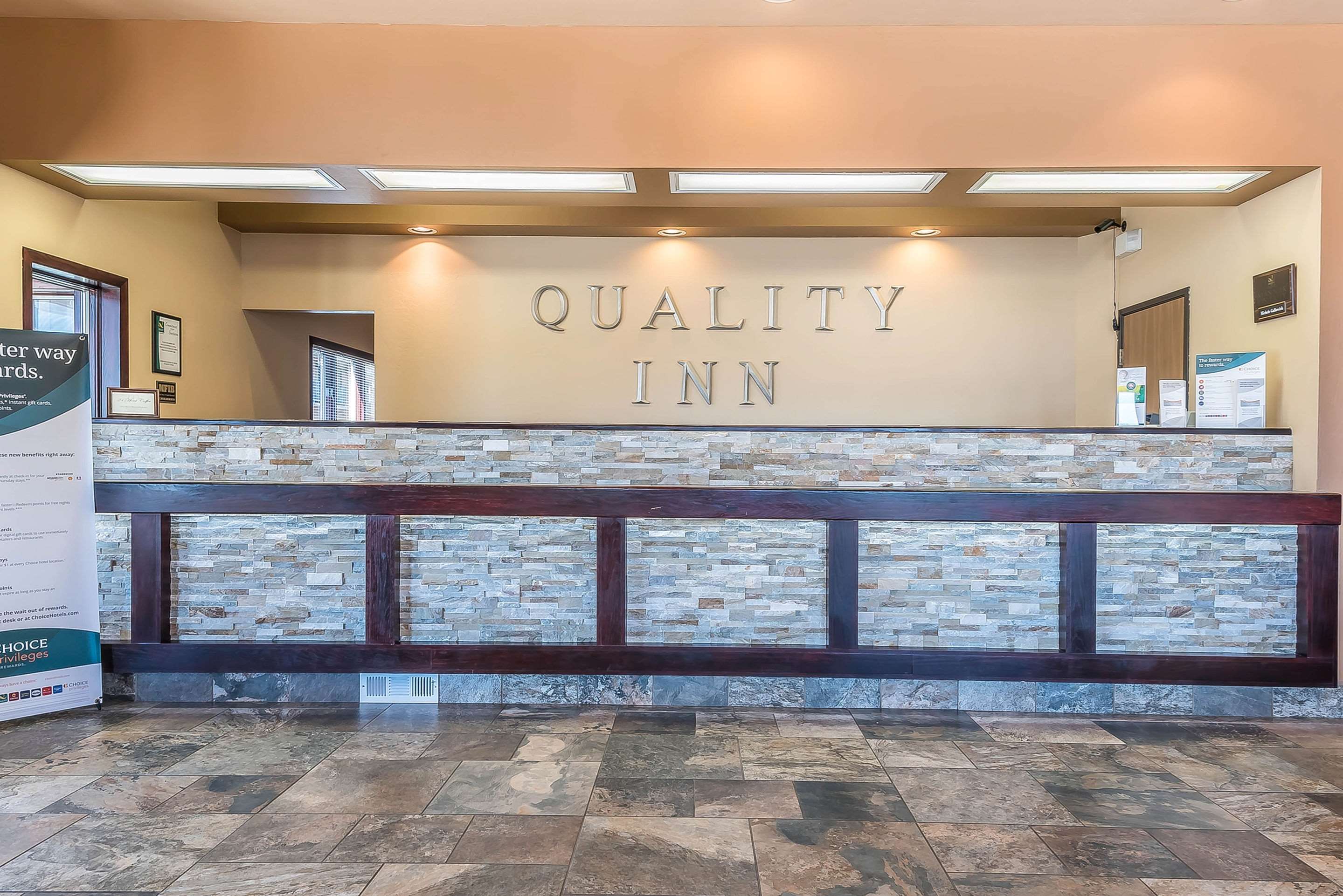 Quality Inn Near Western State Colorado University Photo