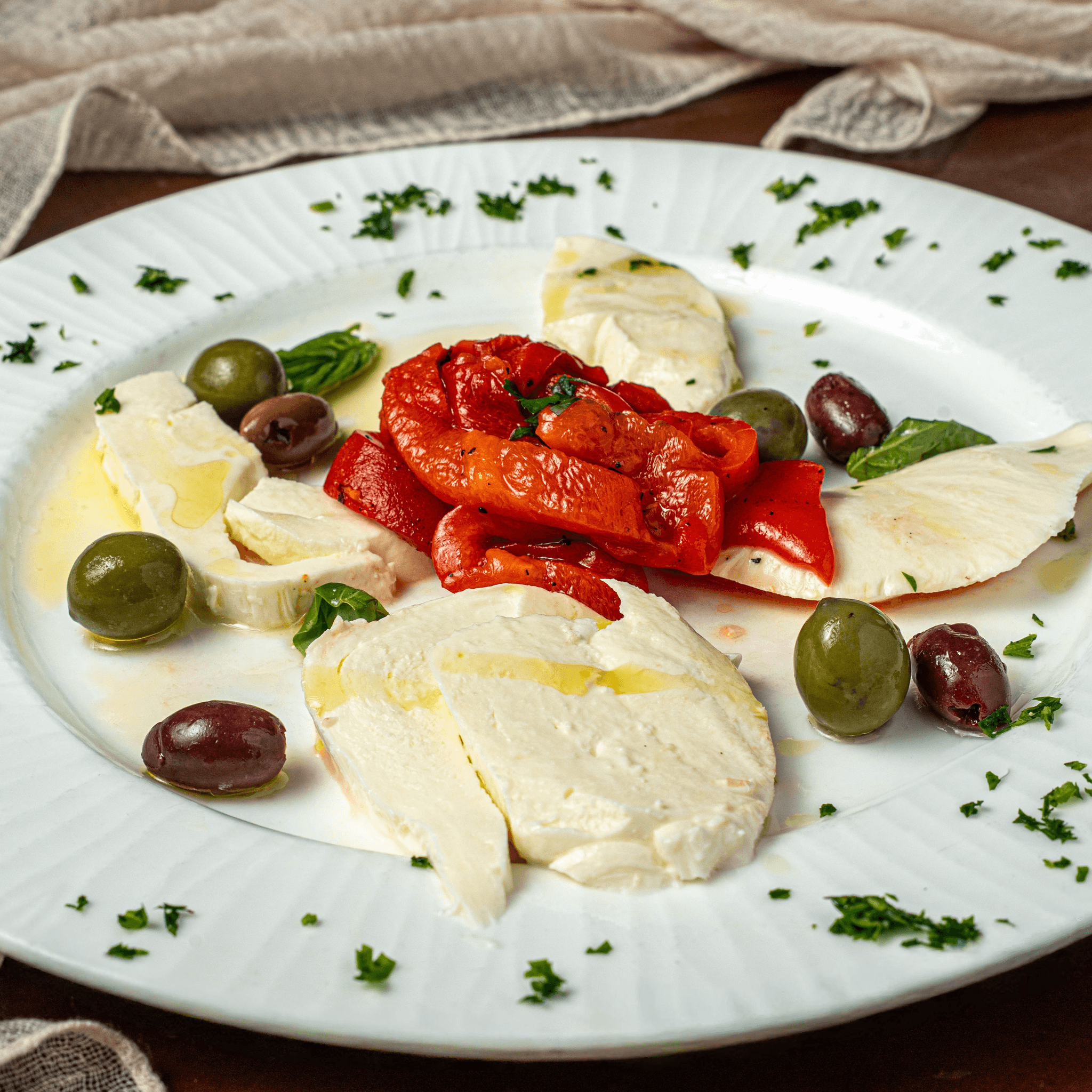 Fresh Mozzarella & Roasted Peppers or Tomato