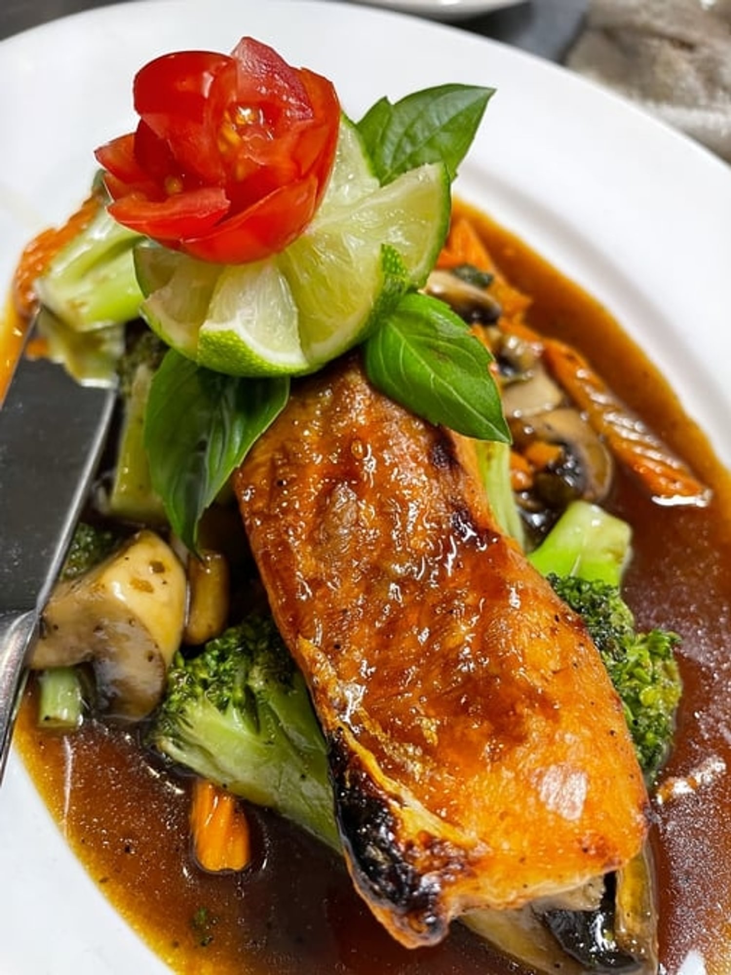 Tokyo Salmon