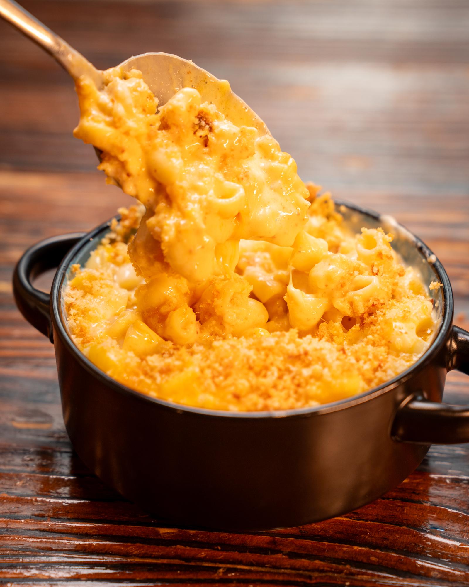 NOEL'S SMOKED GOUDA MAC