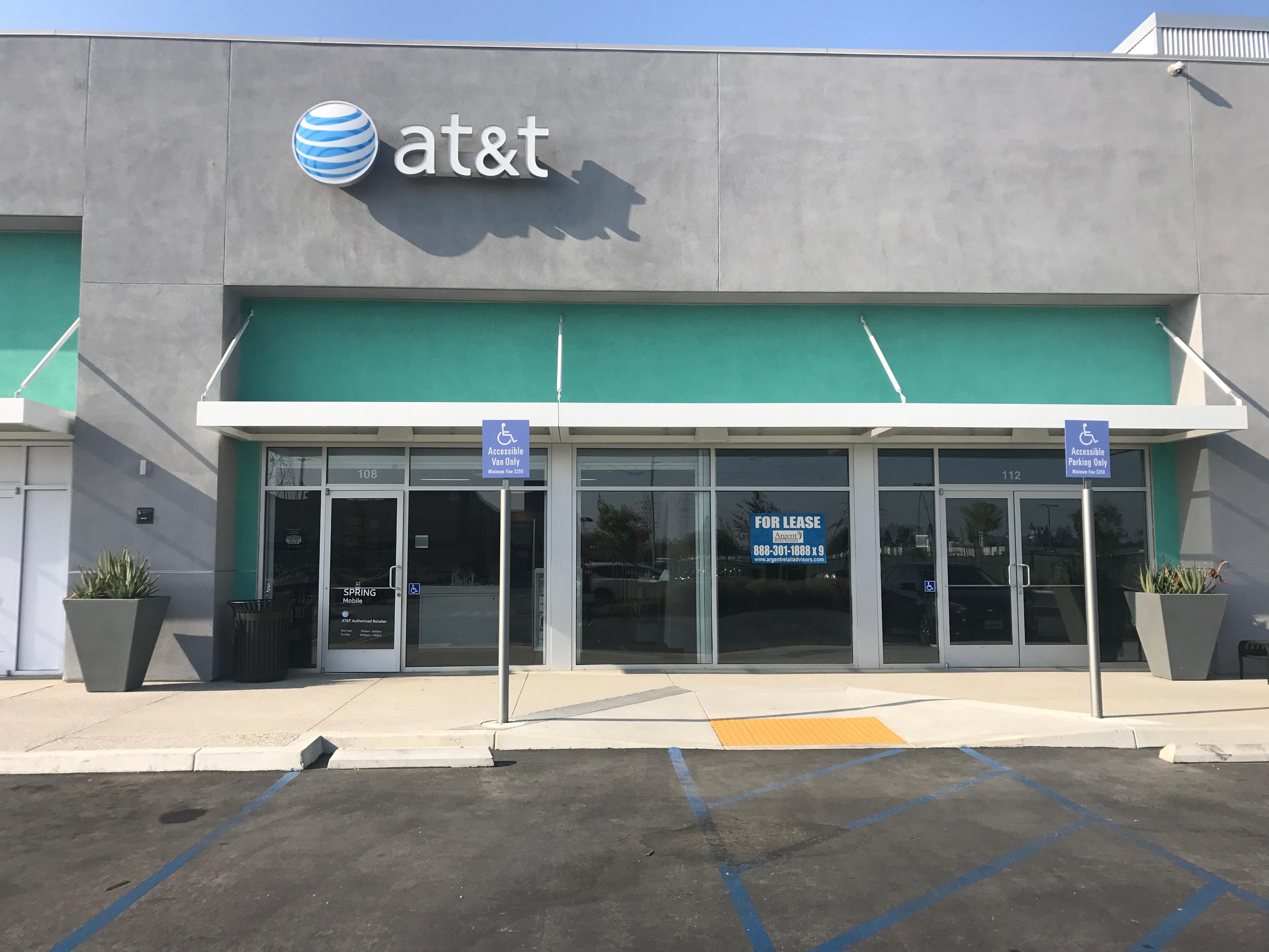 AT&T Store Photo