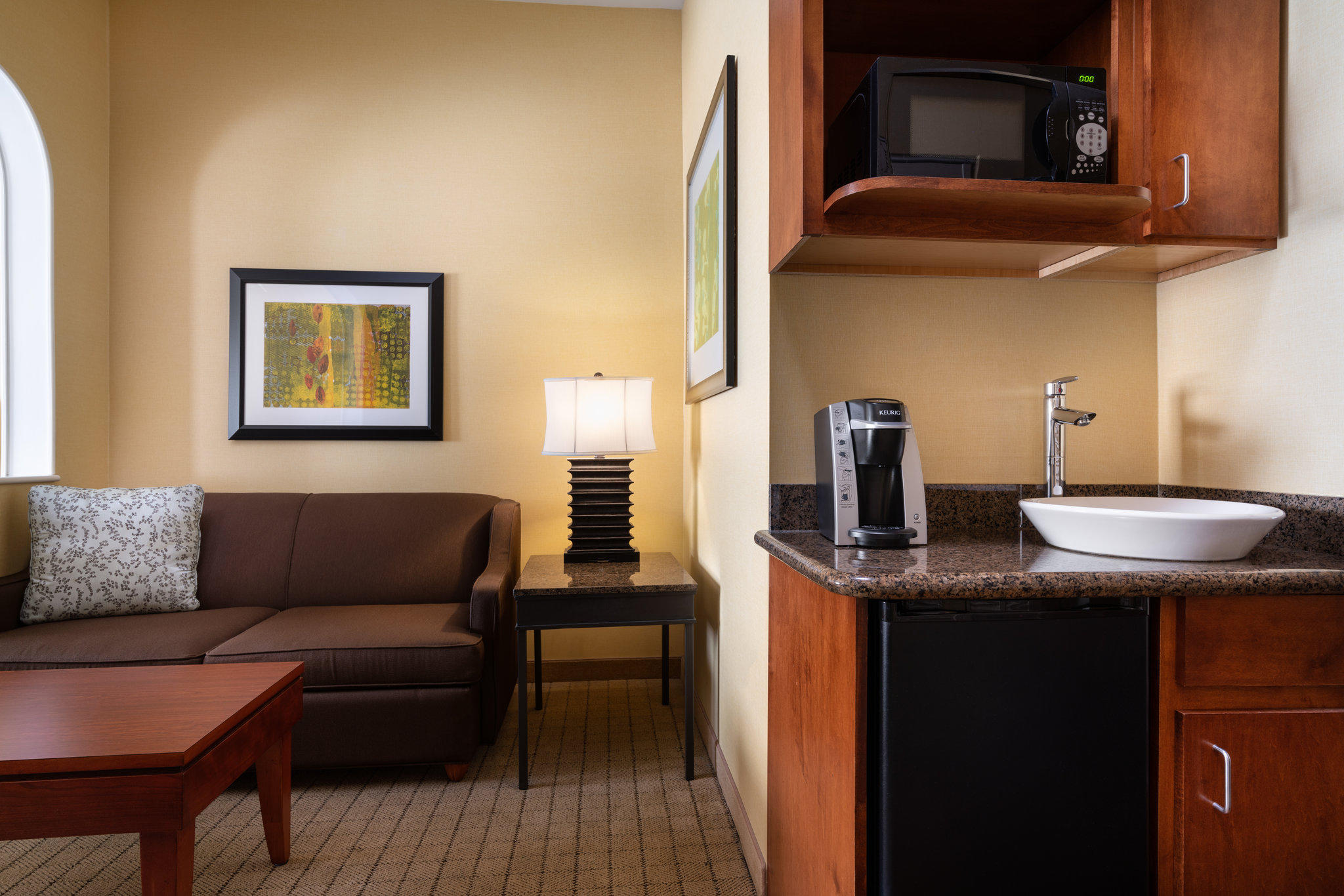 Holiday Inn Express & Suites Denver Airport Photo