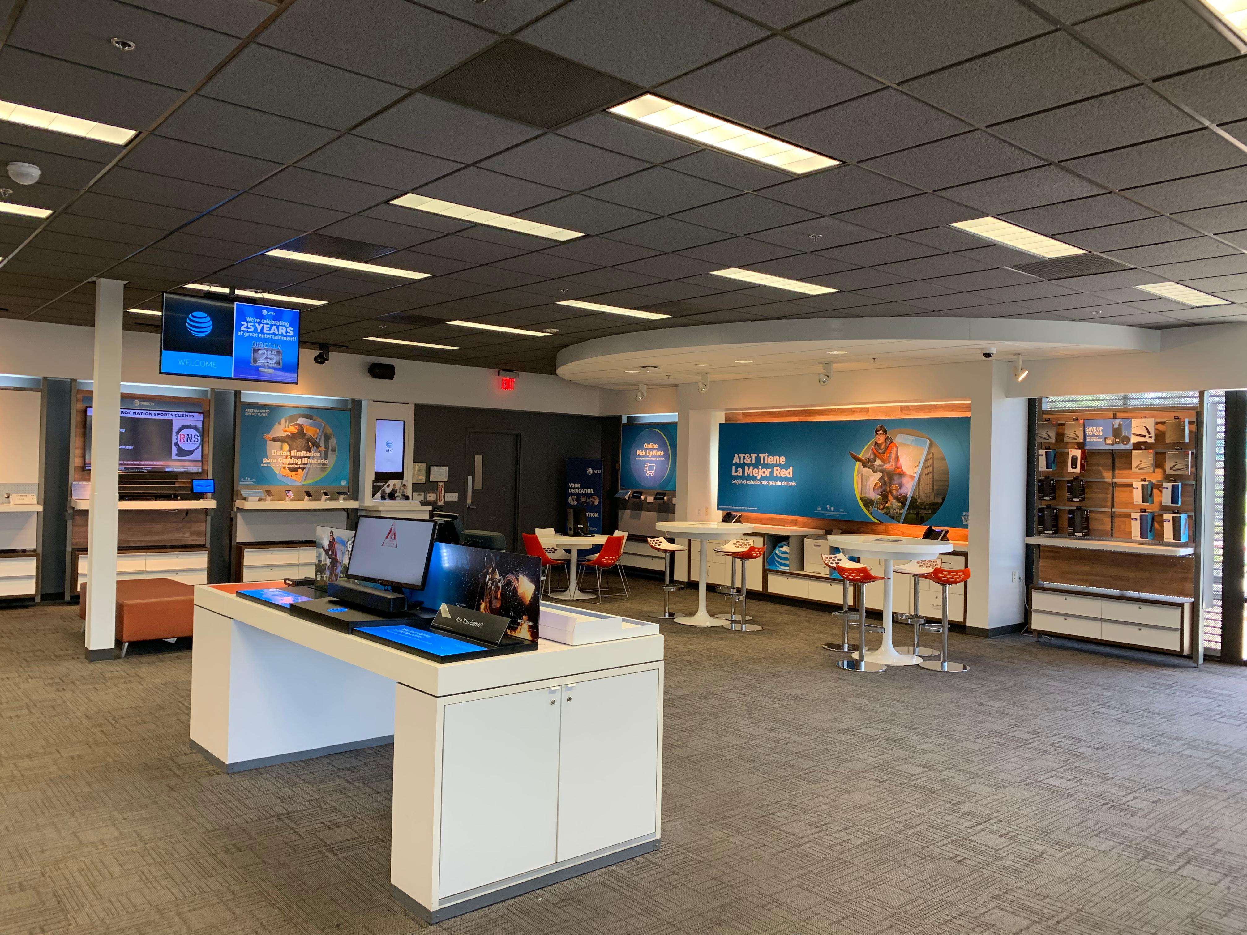 AT&T Store Photo