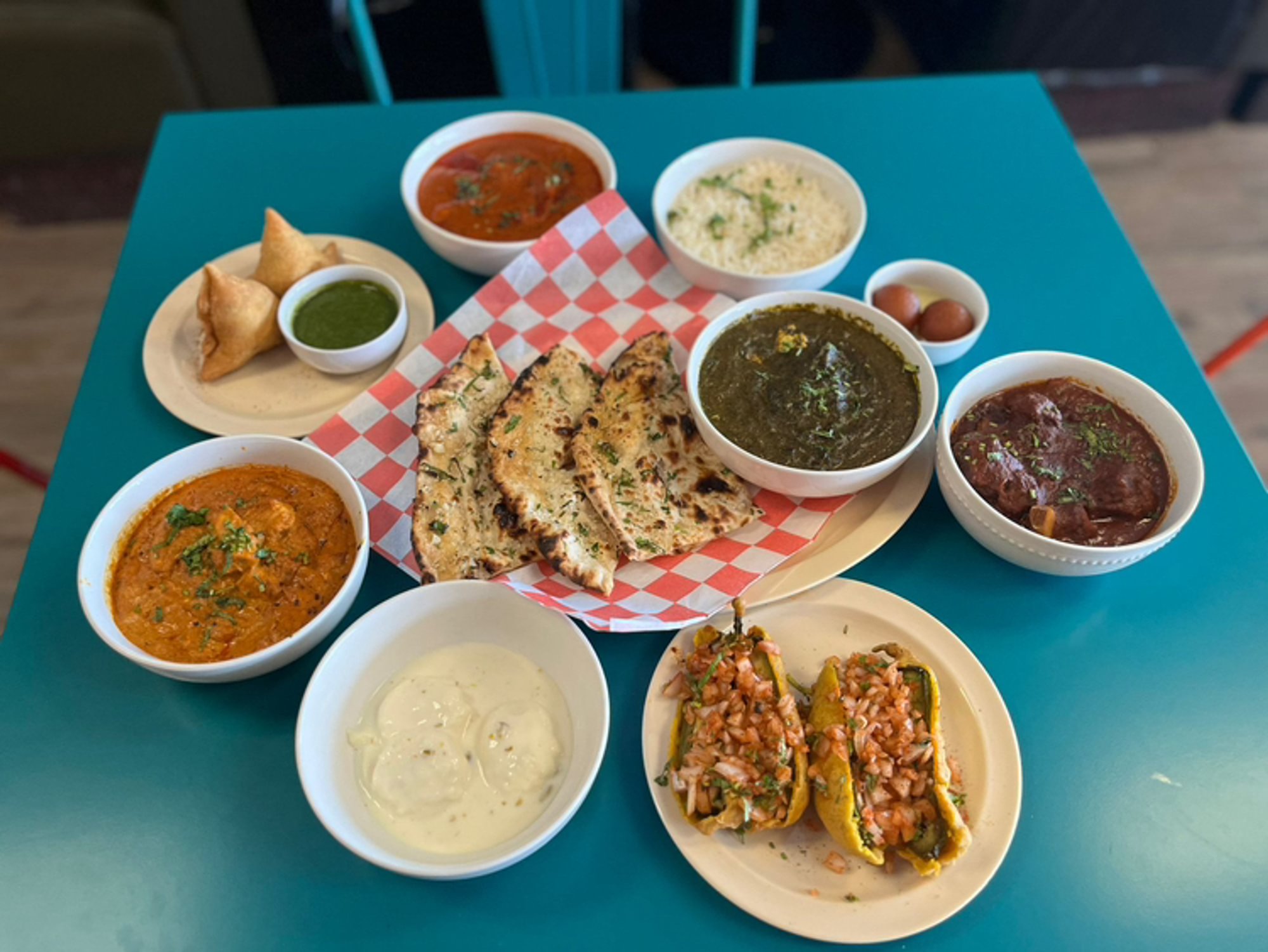 4 Choices Of Any Curries Chicken, fish, lamb, fish, shrimp & Vegetarian! Will Come With 4 Rice!2...