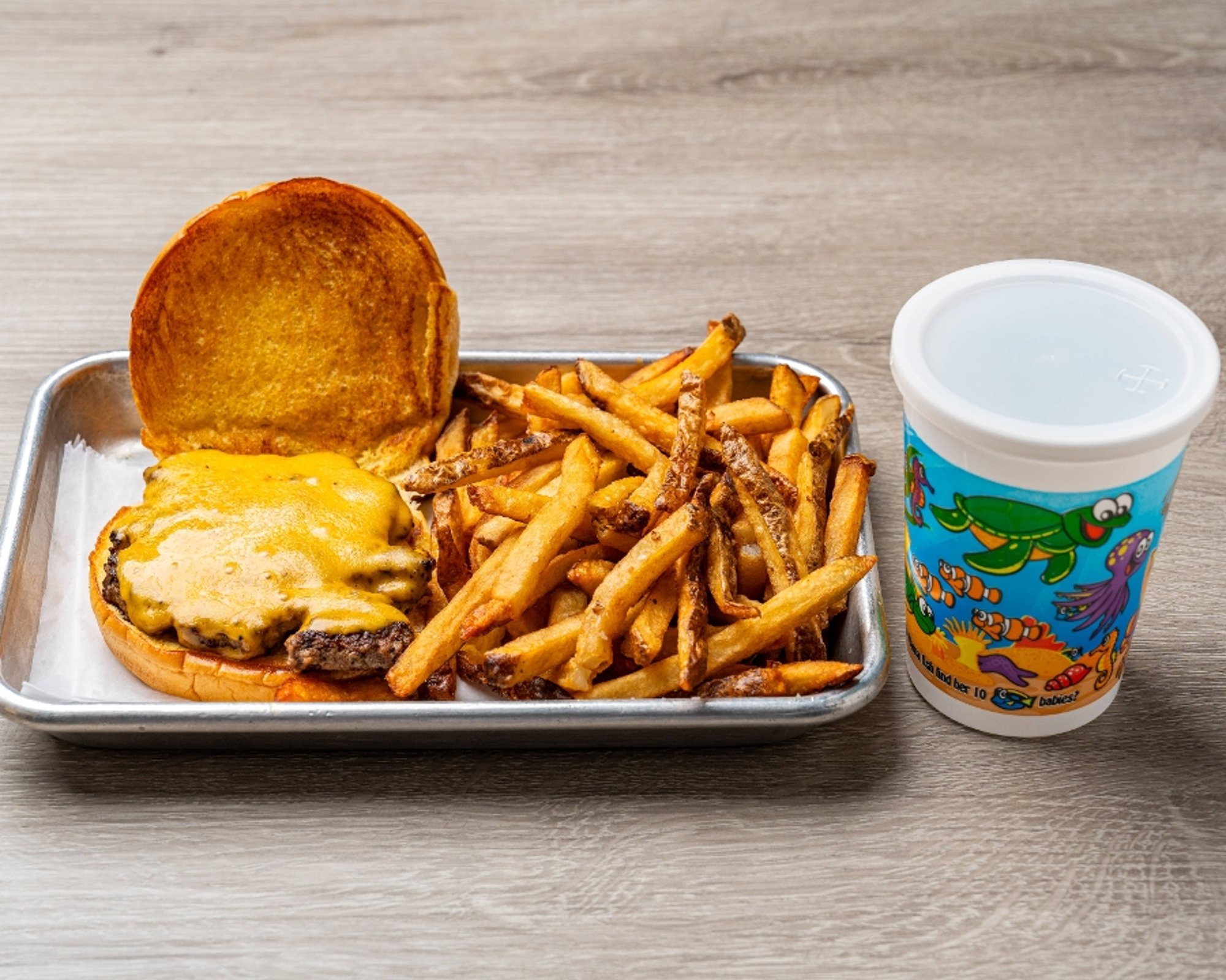 Kids Cheeseburger