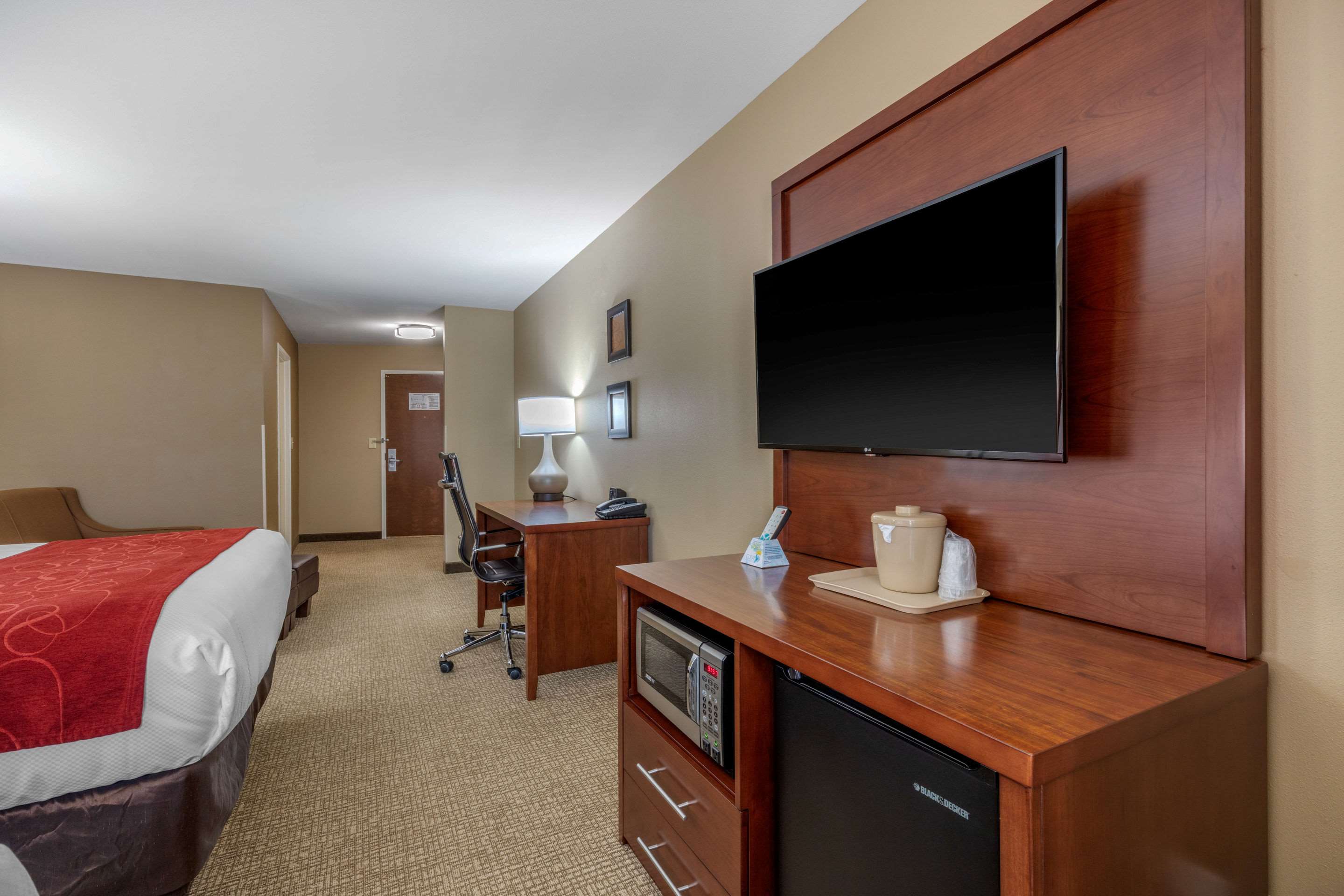 Comfort Suites Pelham Hoover I-65 Photo