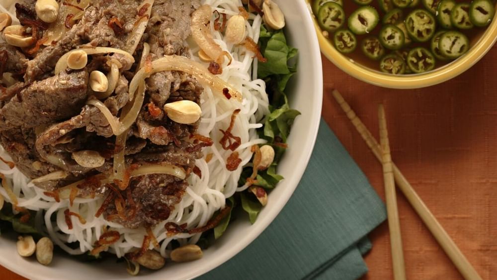 50. Bun Bo Xao Sate