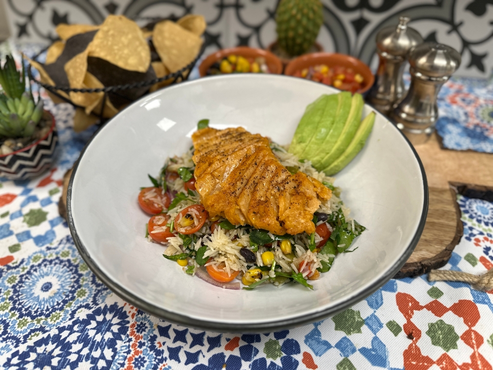 OSHI SALMON CON ARROZ
