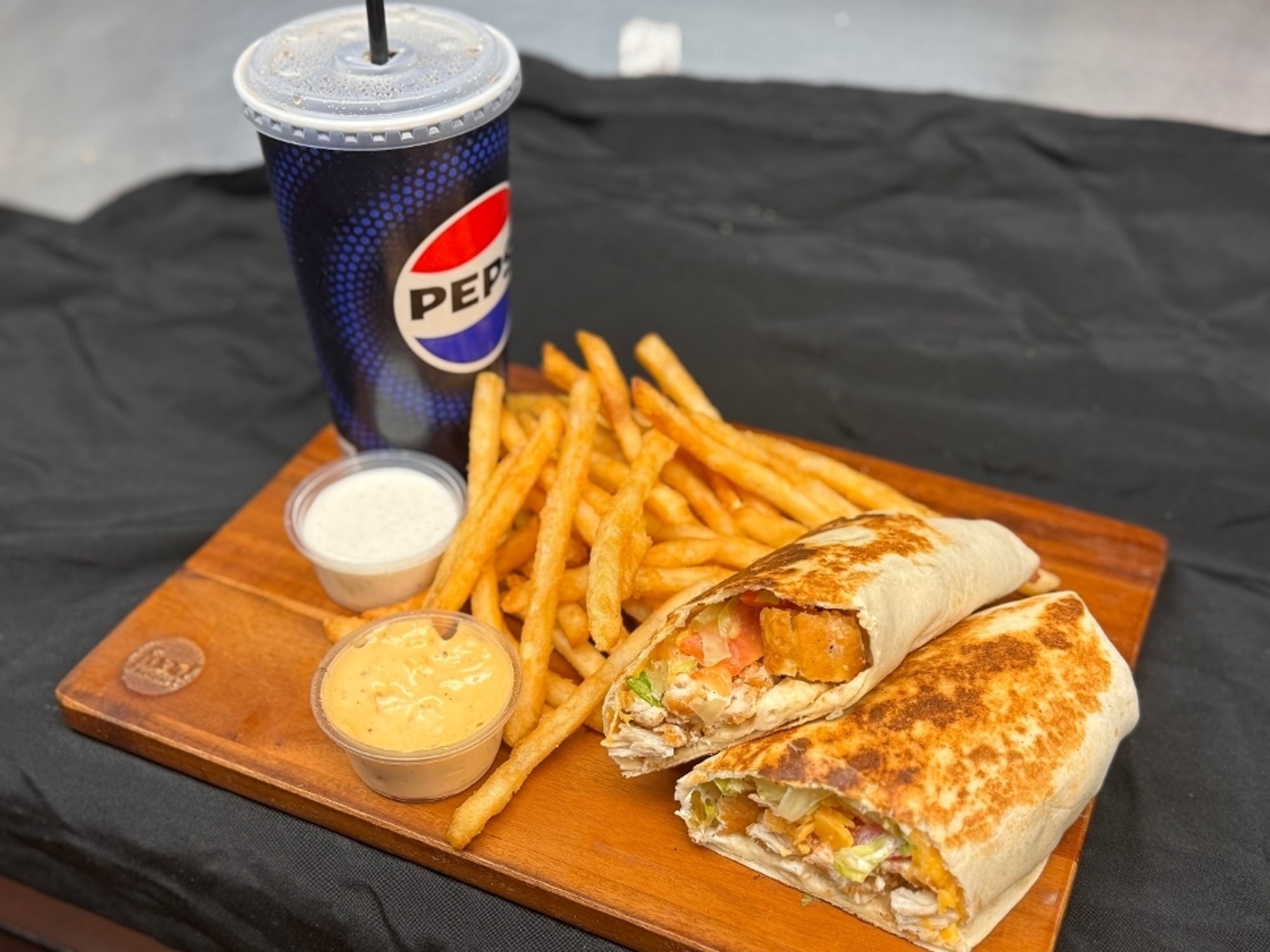 Crispy Wrap w/ fries & Drink