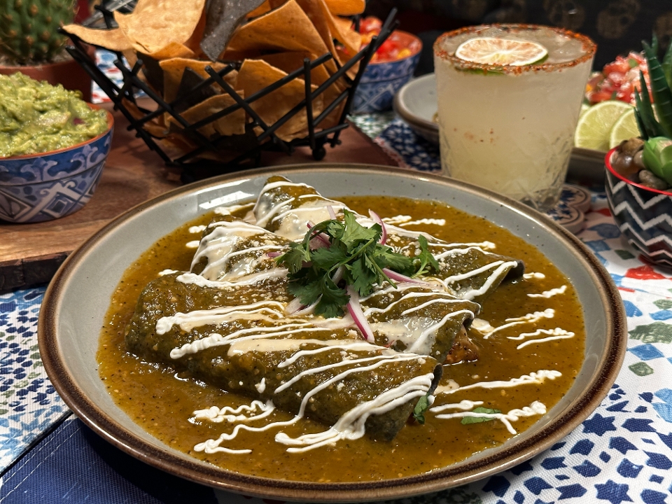 CHICKEN AND SPINACH ENCHILADA