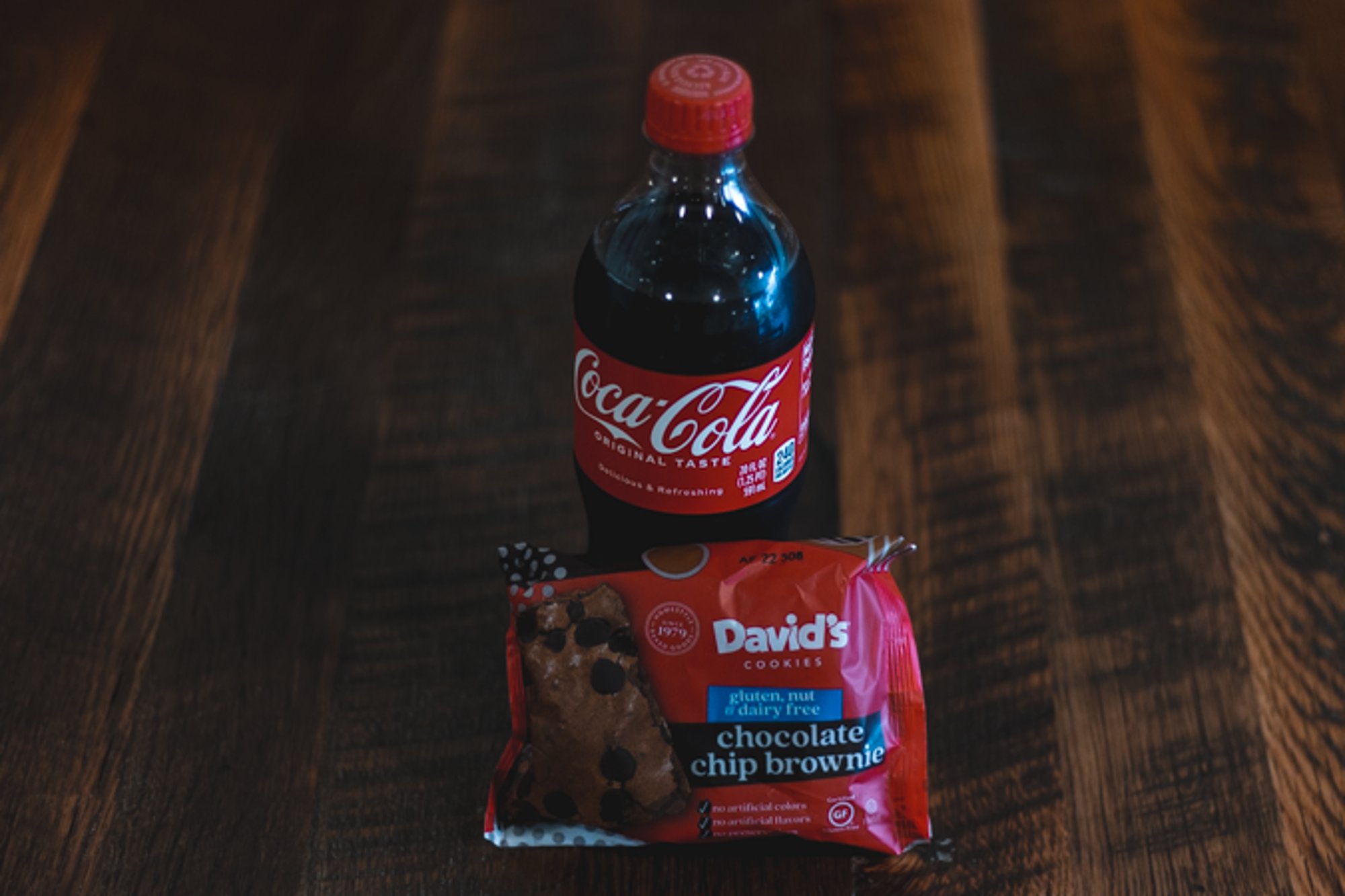 BOTTLED DRINK & GLUTEN FREE BROWNIE