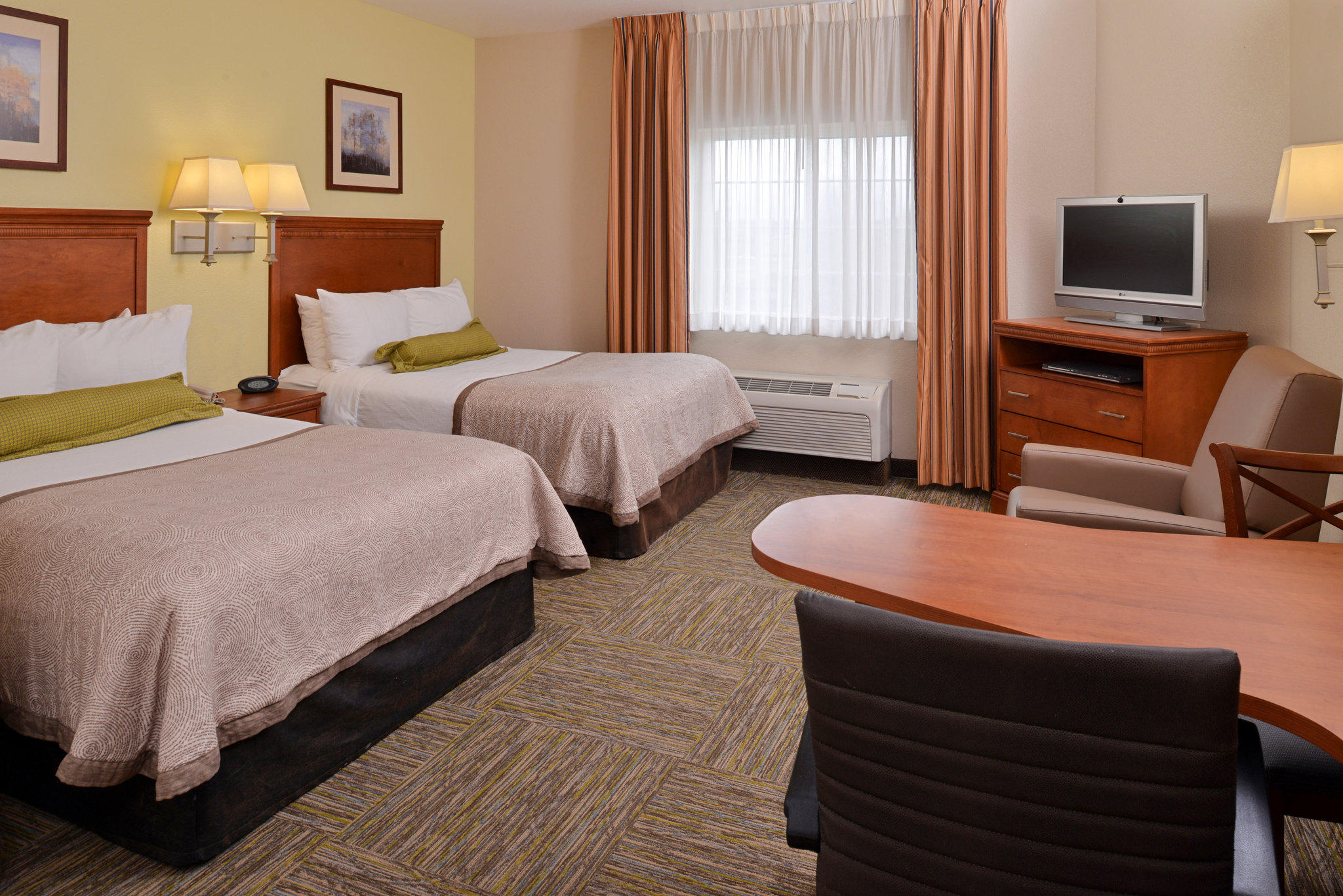 Candlewood Suites Boise - Towne Square Photo