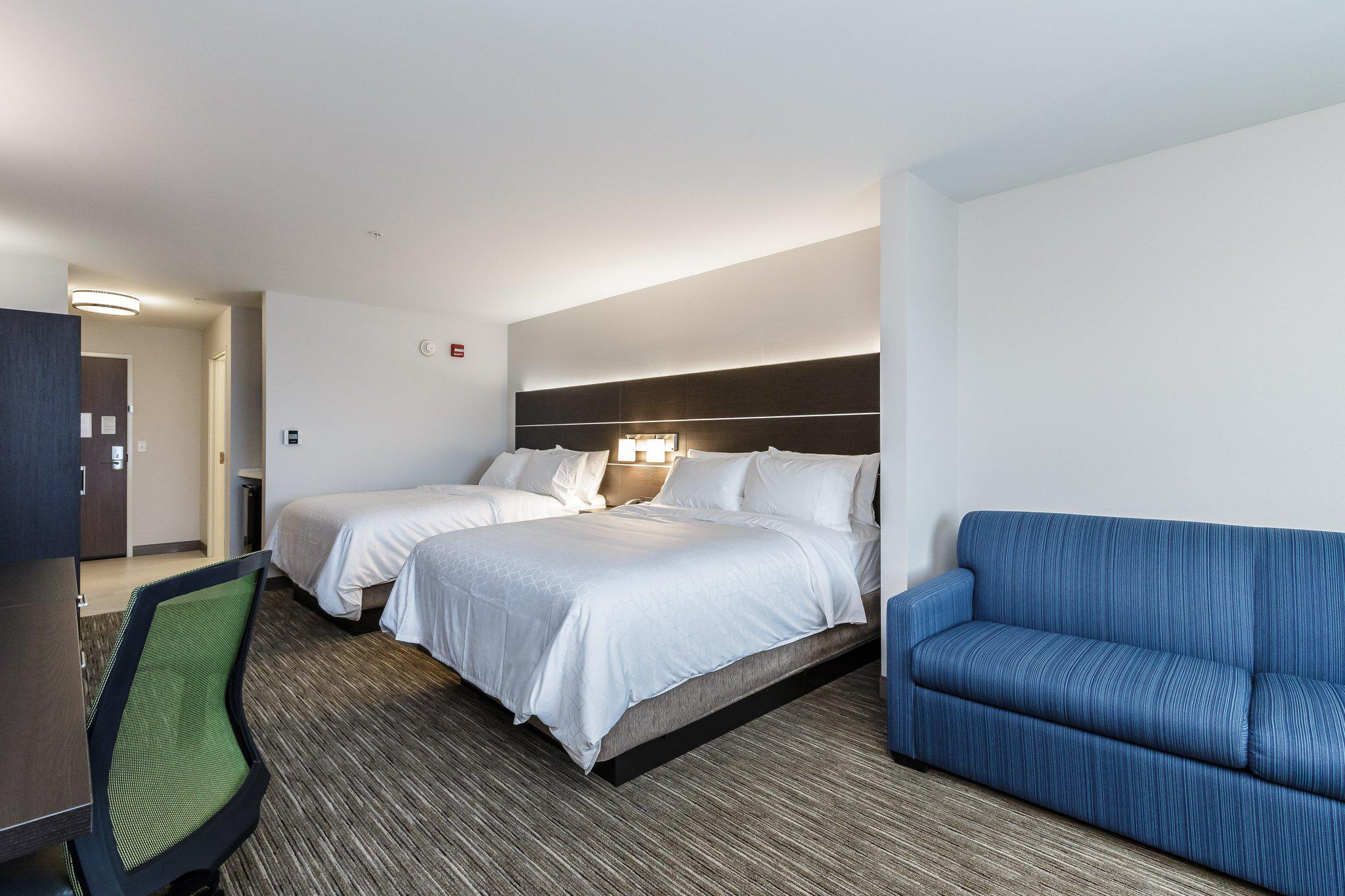 Holiday Inn Express & Suites South Bend - South Photo