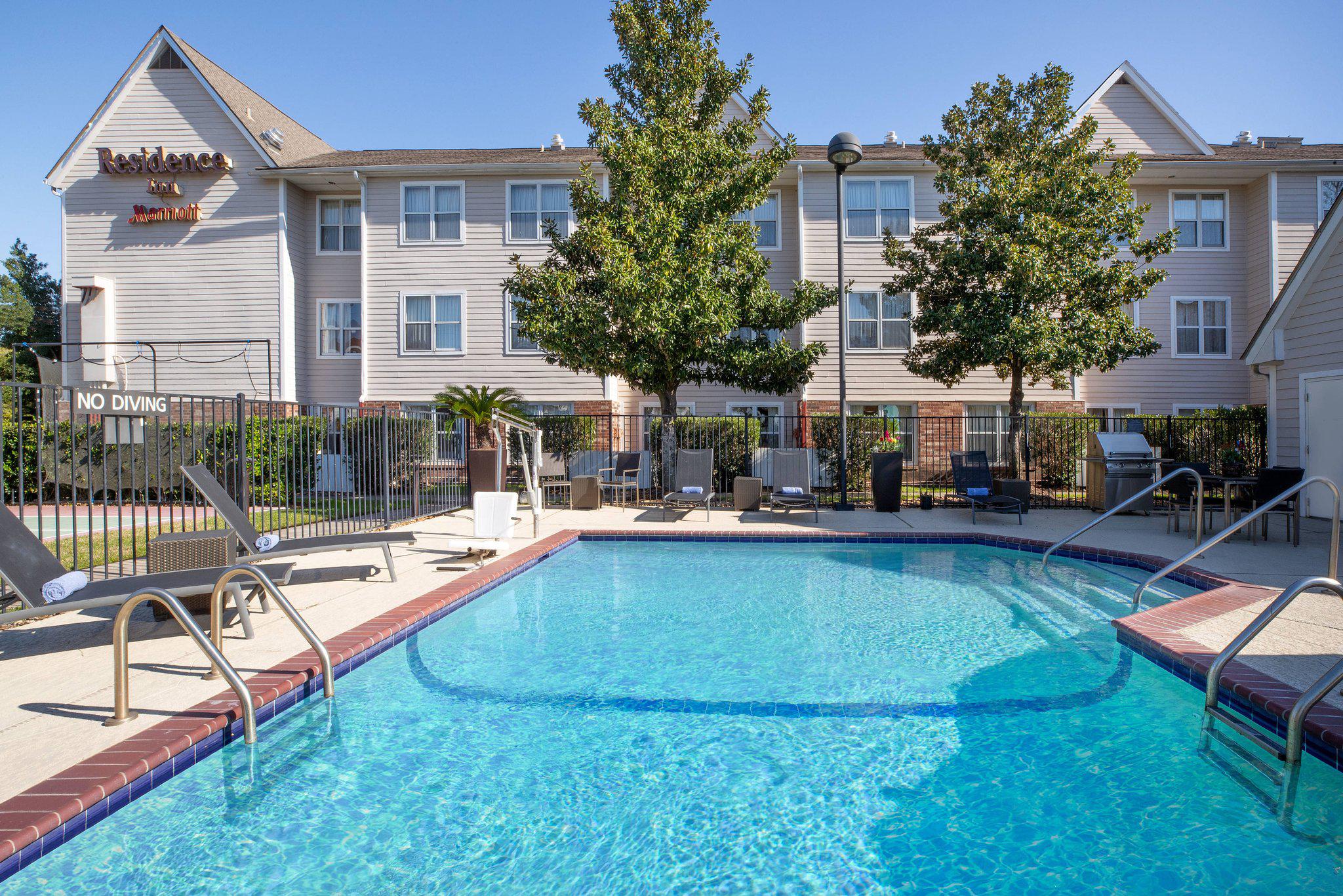 Residence Inn by Marriott Houston Sugar Land/Stafford Photo