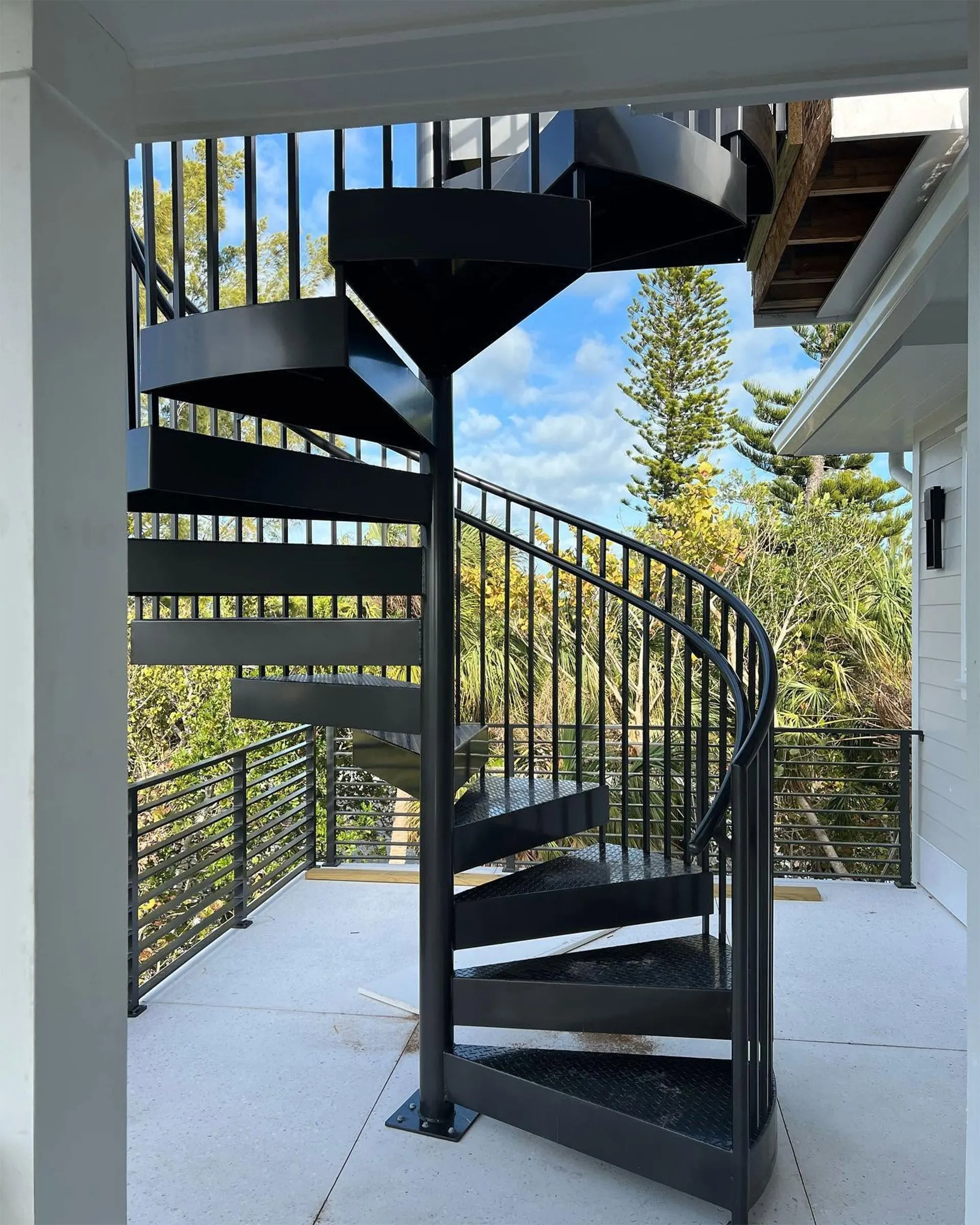Aluminum and Spiral Stairs