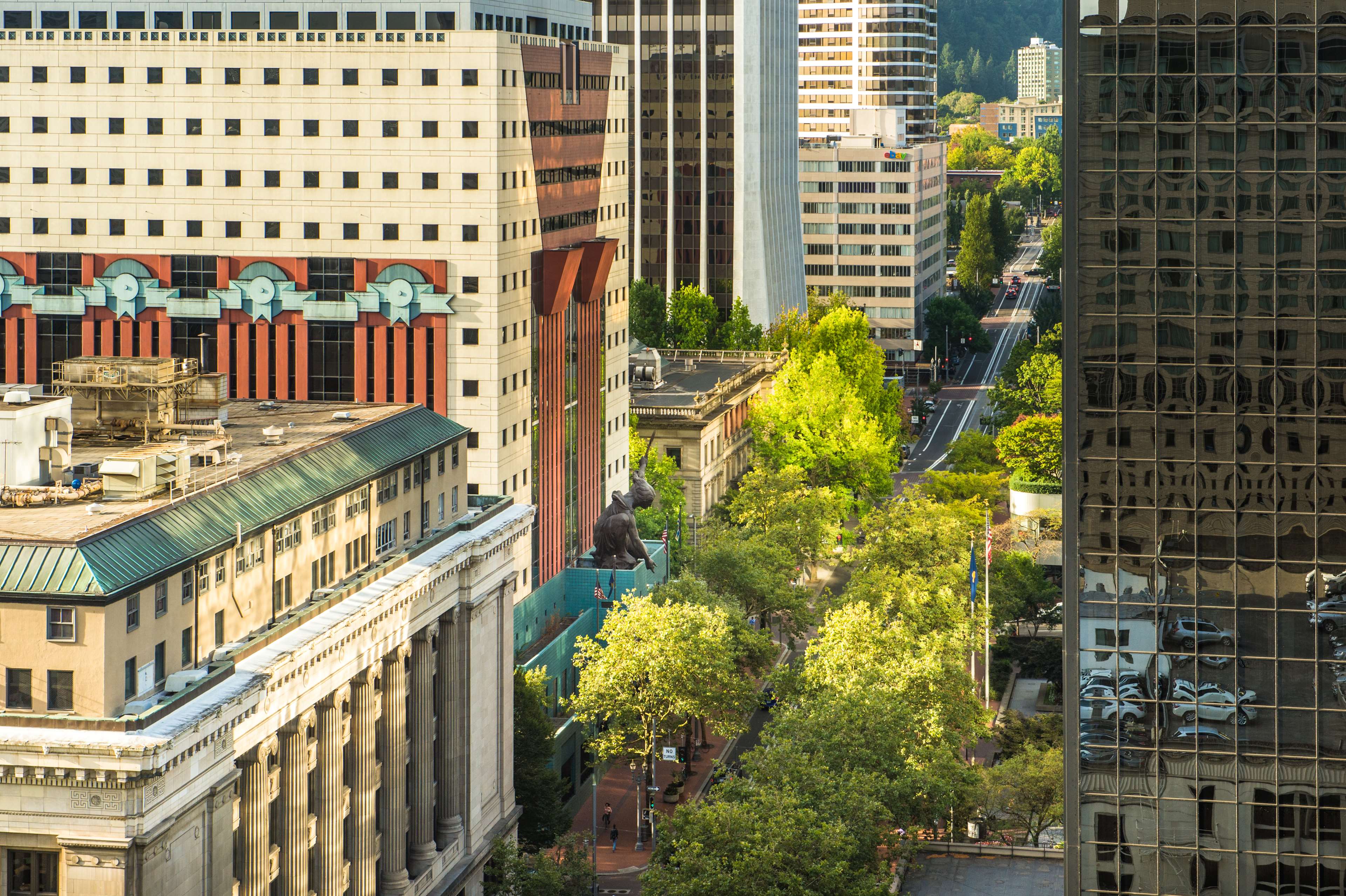 The Duniway Portland, A Hilton Hotel Photo