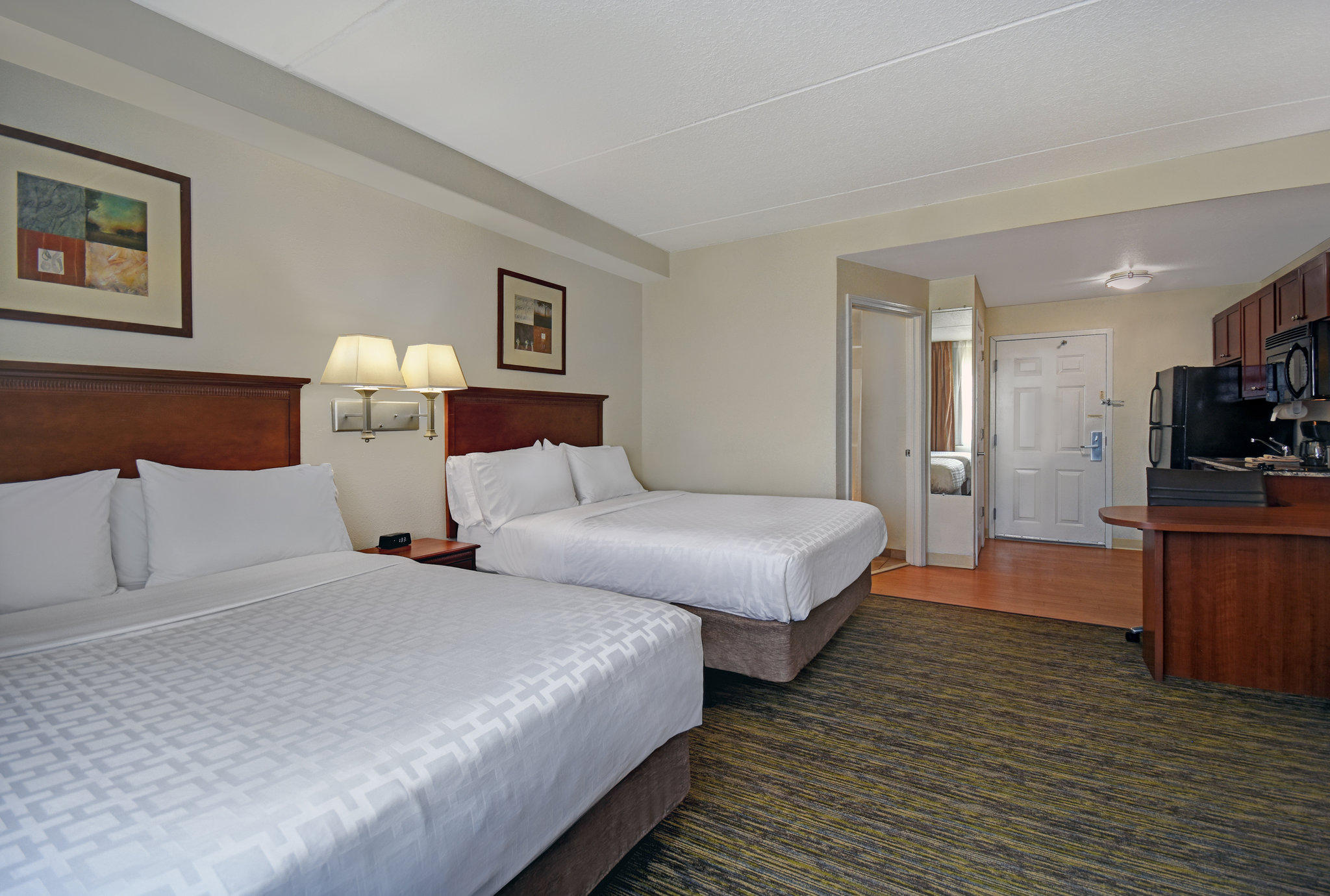 Candlewood Suites Columbia-Ft. Jackson Photo