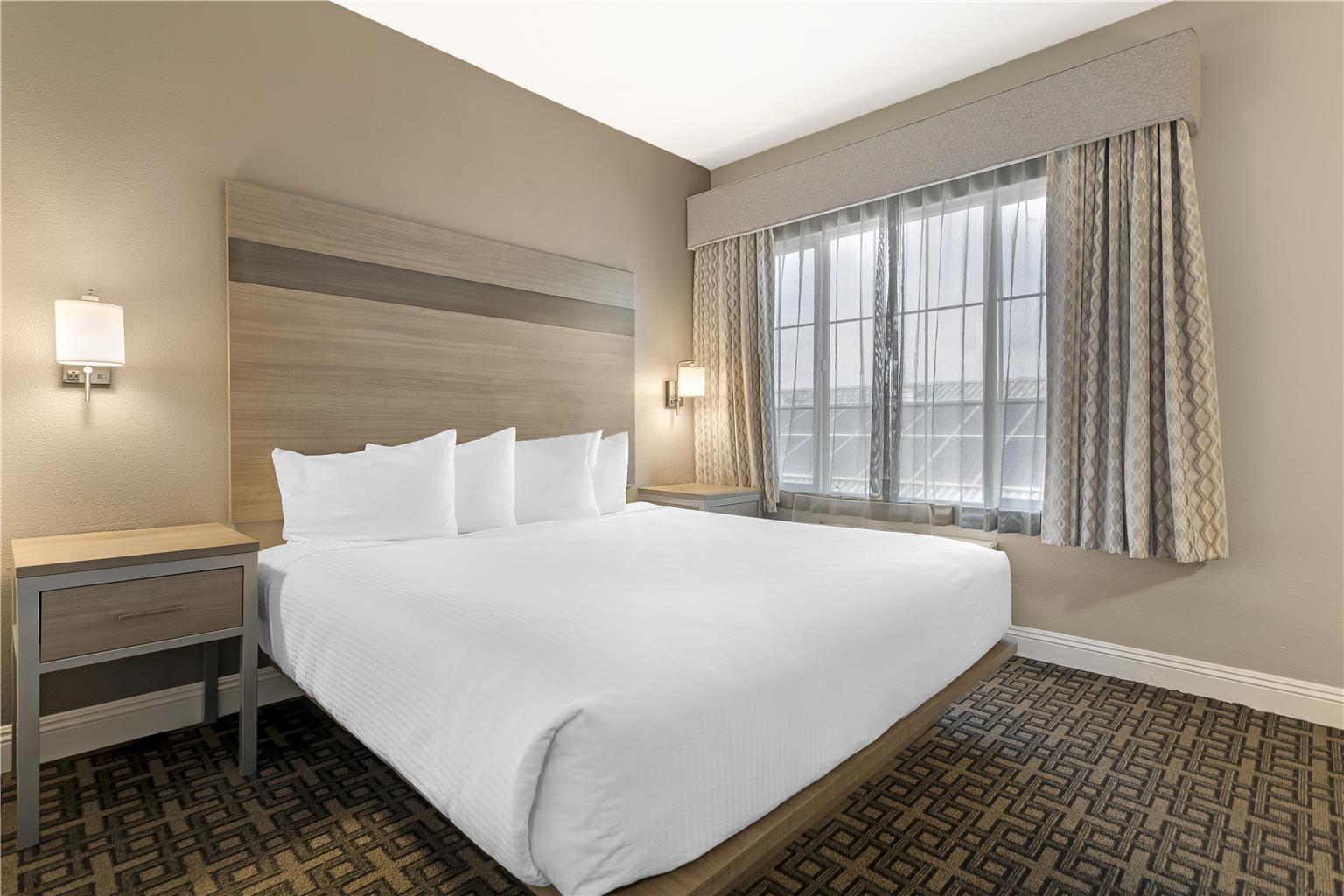 Best Western Kettleman City Inn & Suites Image