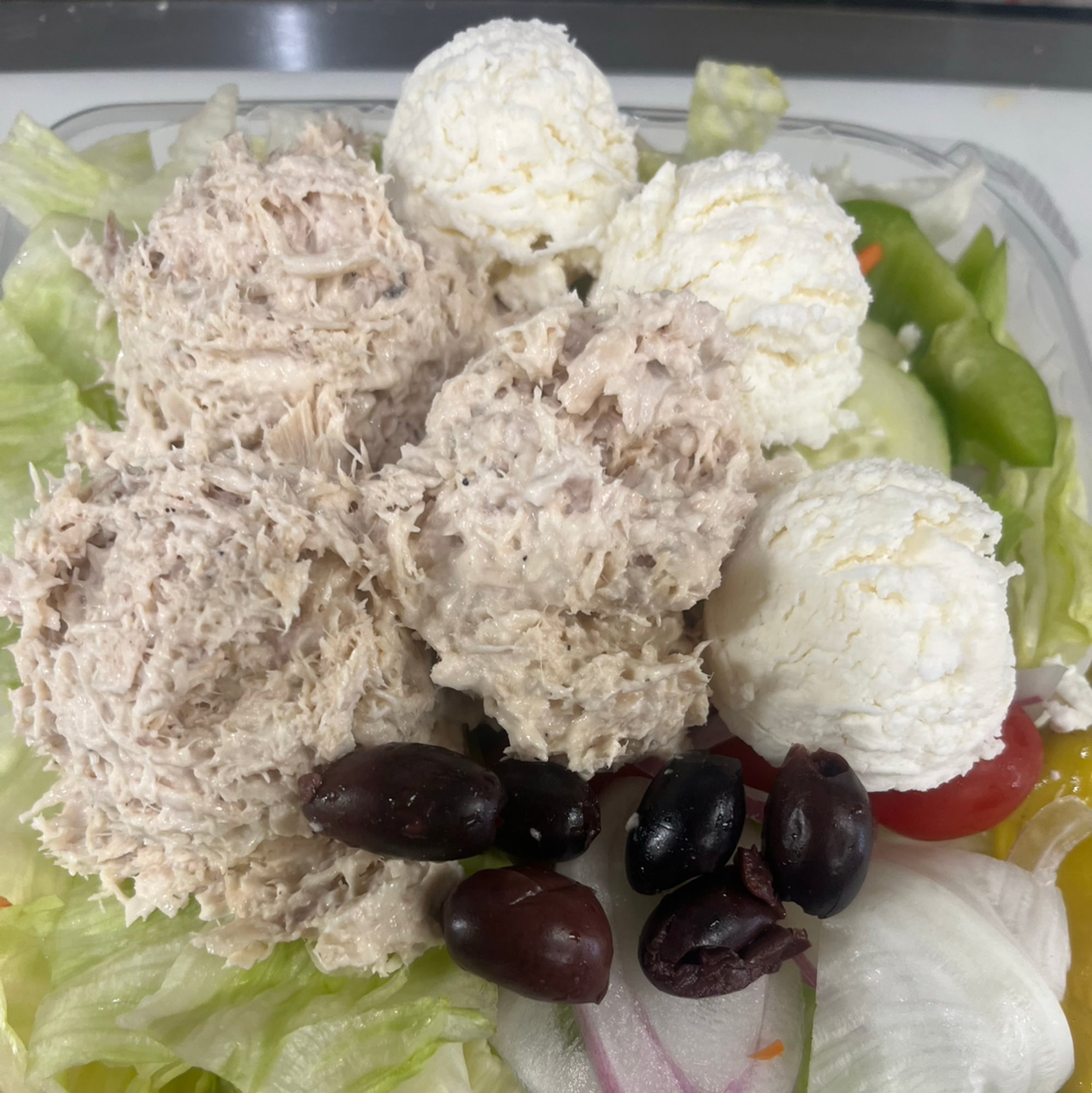 Greek Salad With Tuna