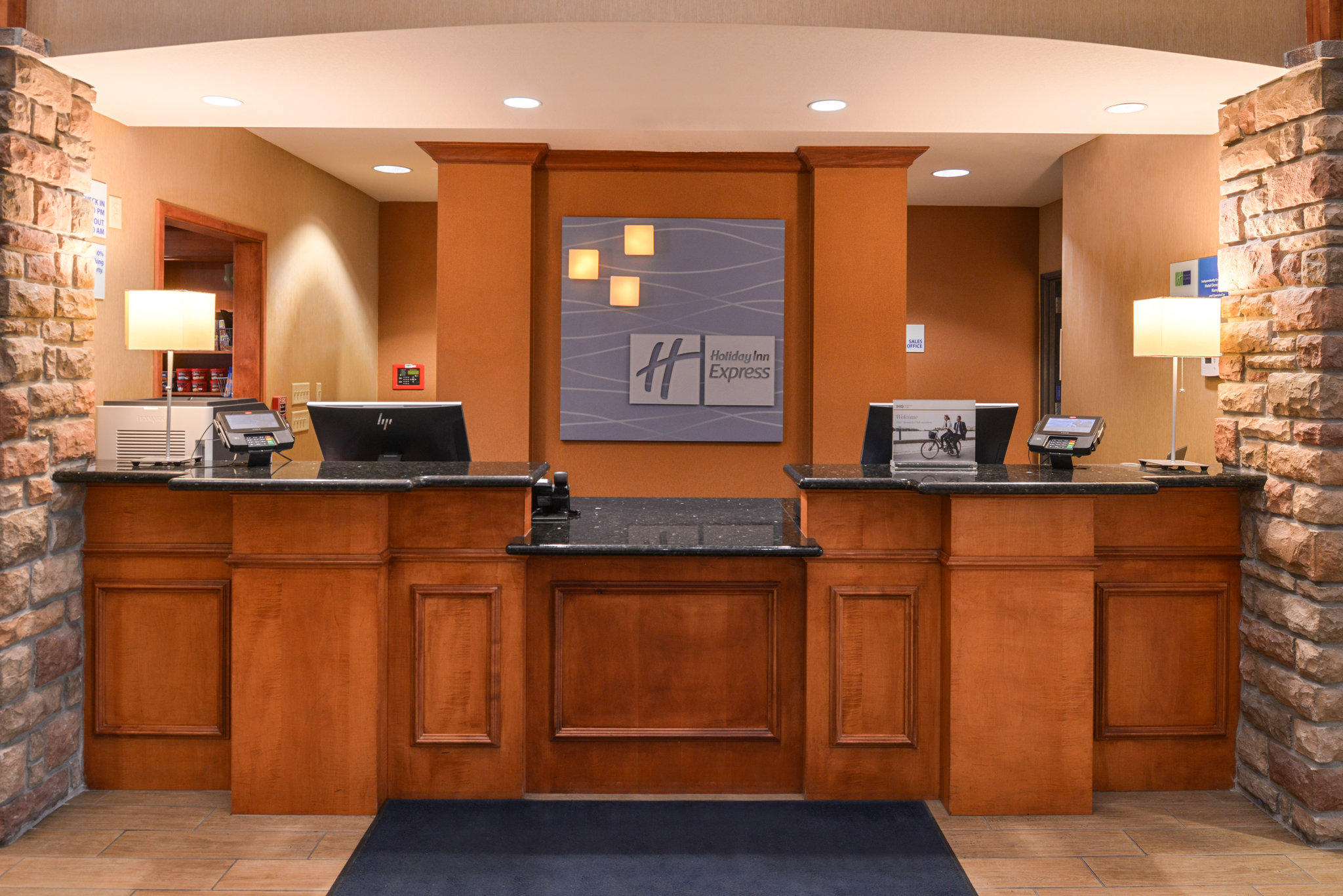 Holiday Inn Express & Suites Nampa - Idaho Center Photo