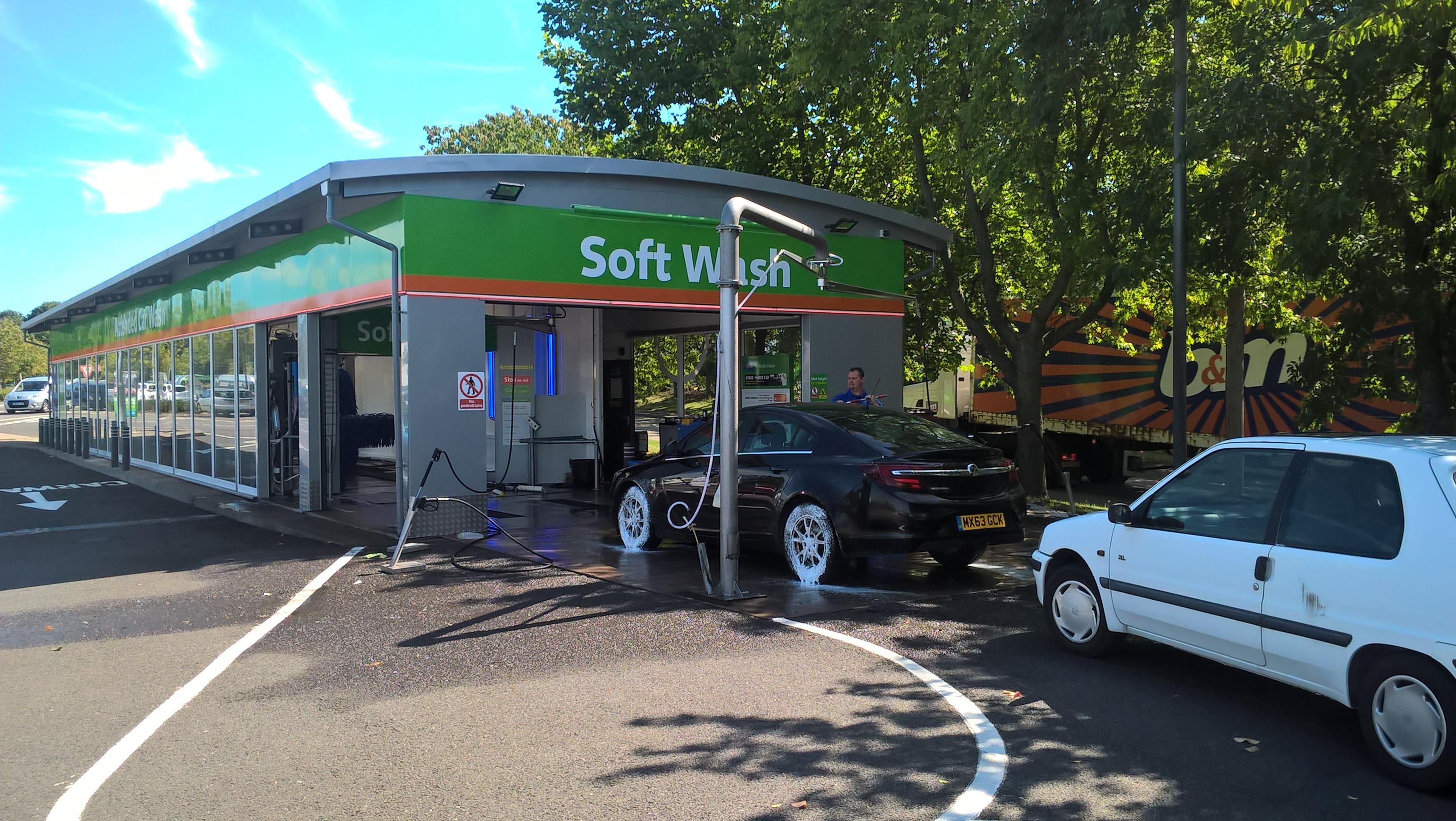 Images IMO Car Wash