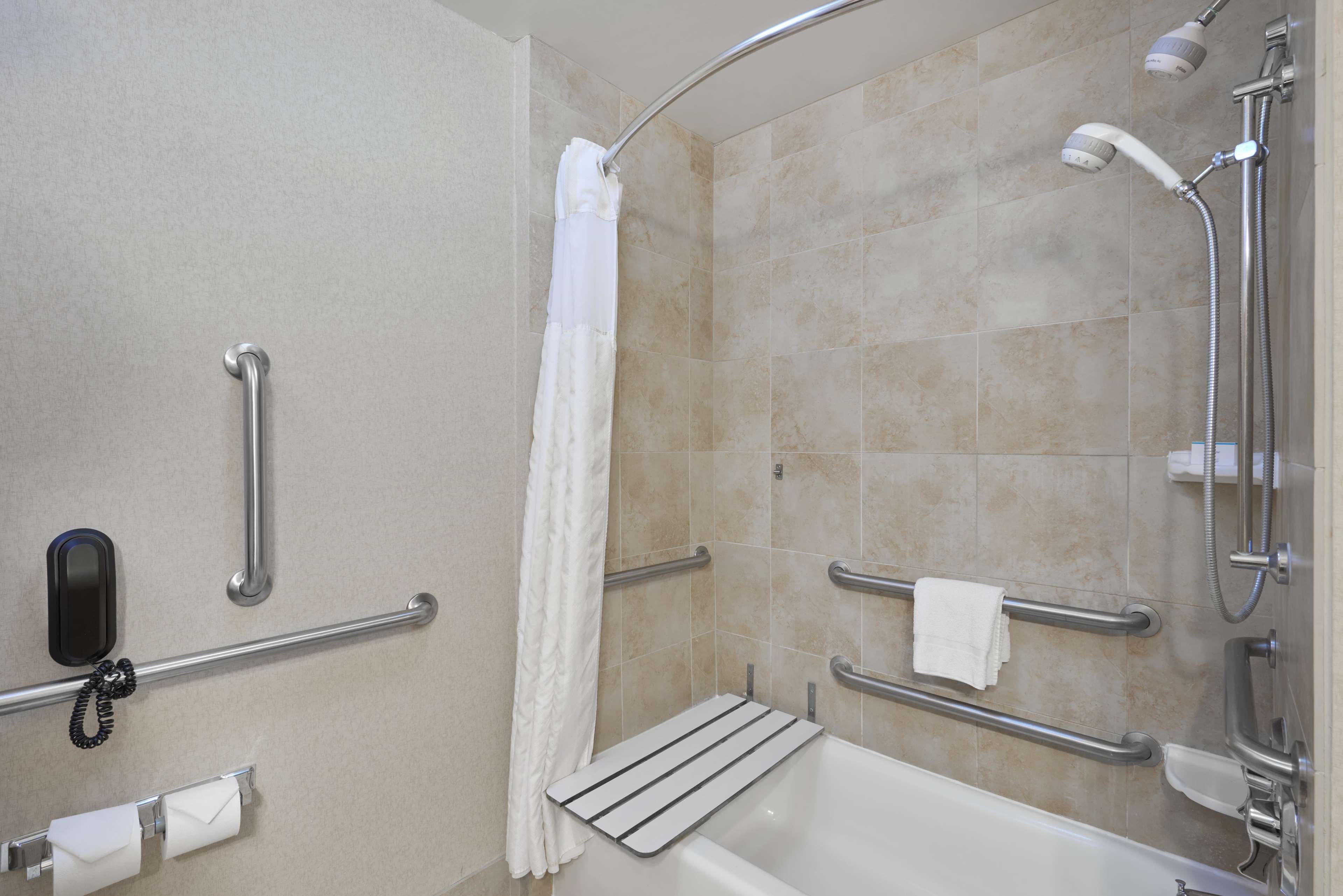 Hilton Garden Inn El Paso Airport Photo