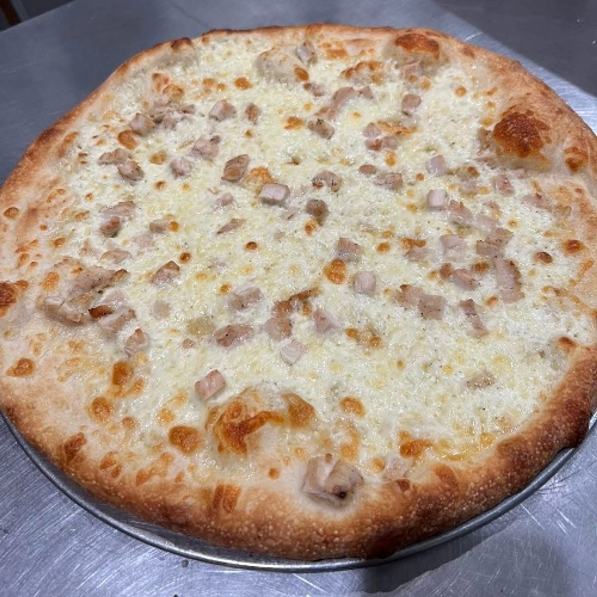 Chicken Alfredo Pizza