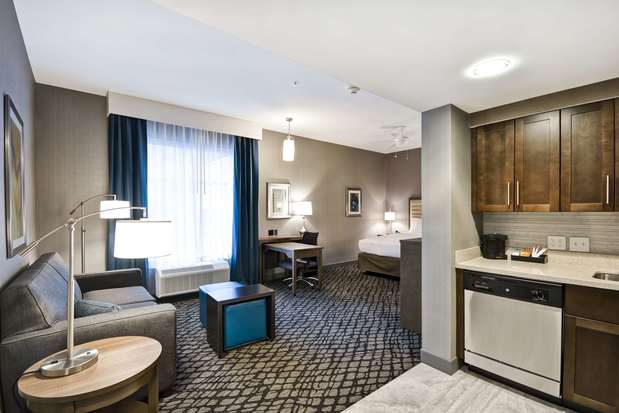 Images Homewood Suites by Hilton Warren Detroit