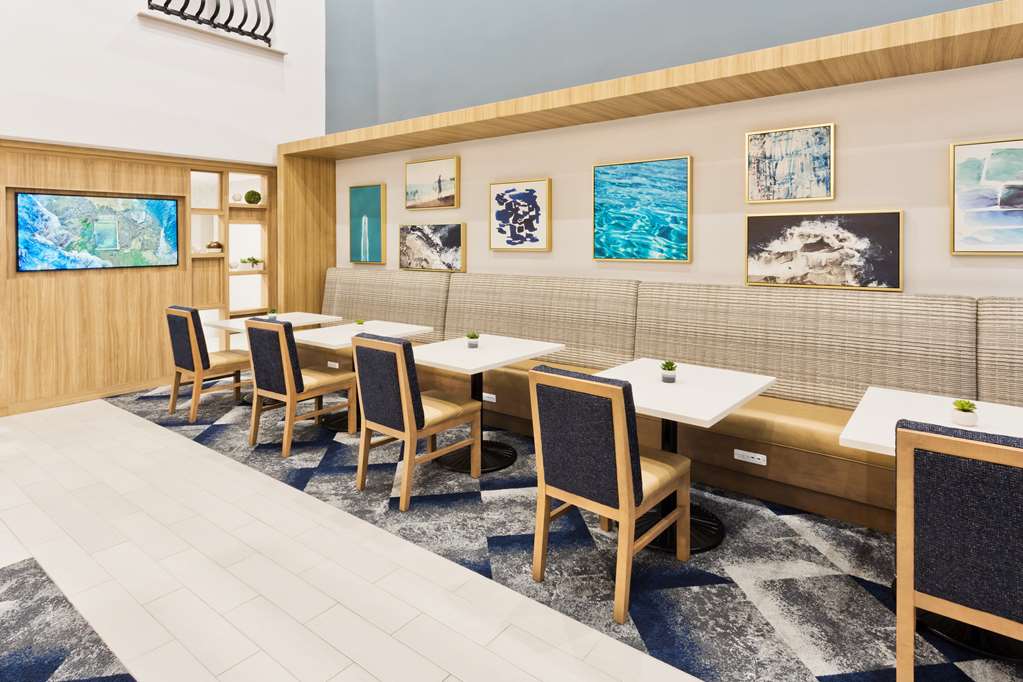 Hampton Inn & Suites Phenix City- Columbus Area Image