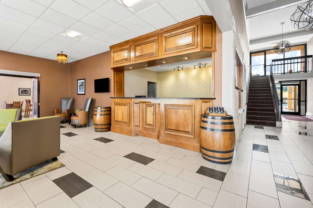 Best Western Fayetteville Inn Image