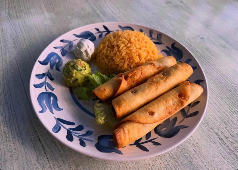 FLAUTAS PLATE