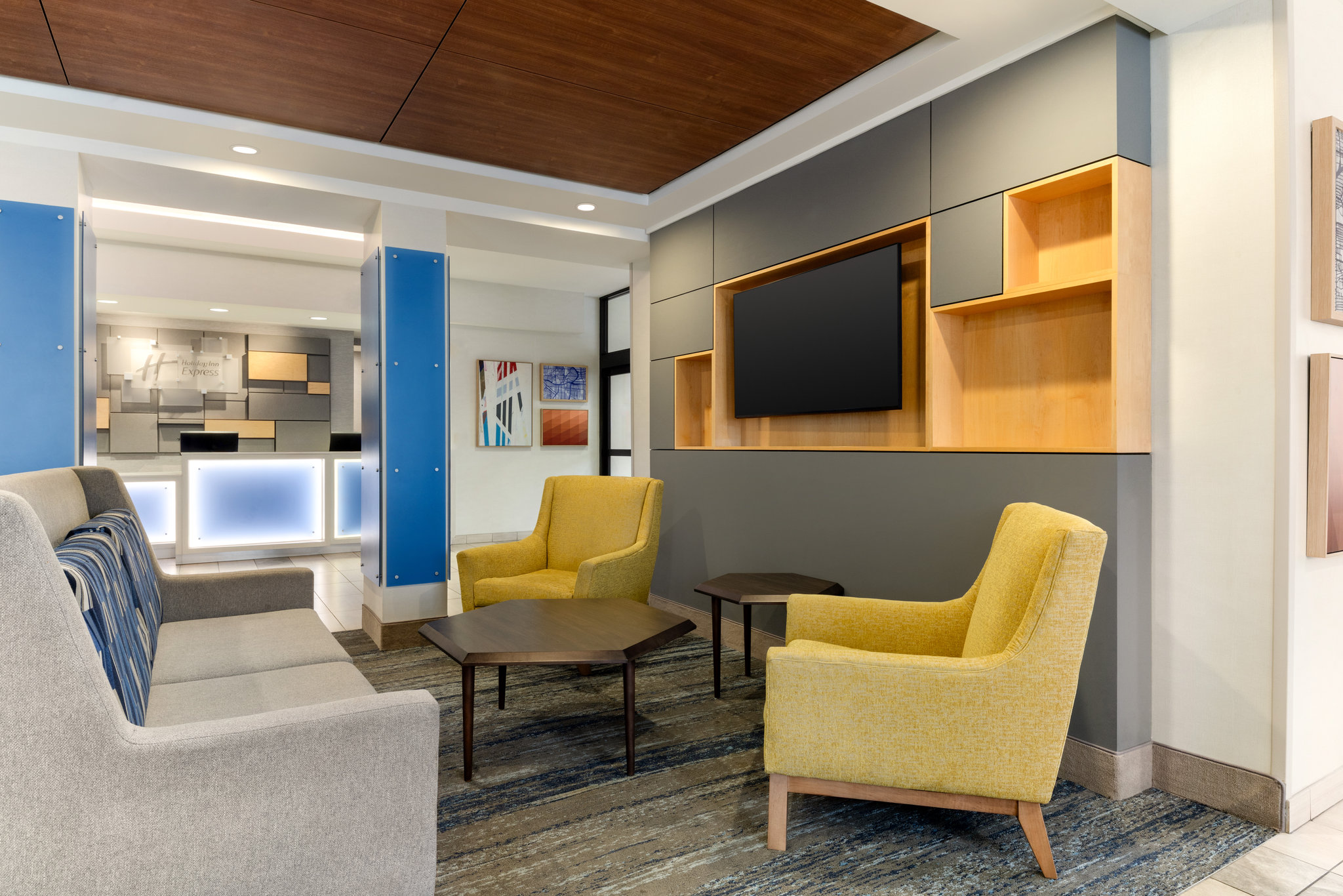 Holiday Inn Express & Suites Eugene Downtown - University by IHG Image